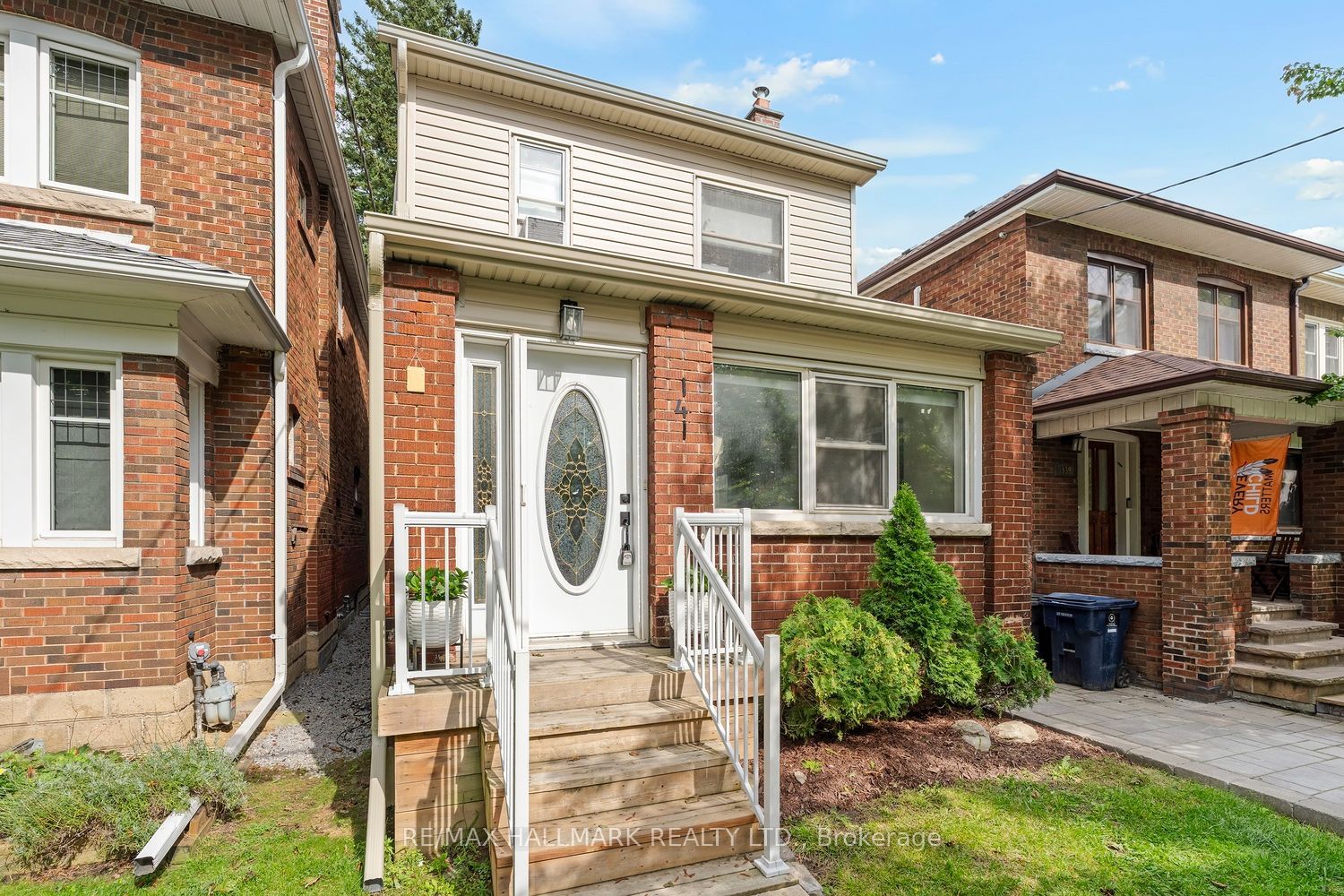 141 Humbercrest Boulevard Property Photo 1