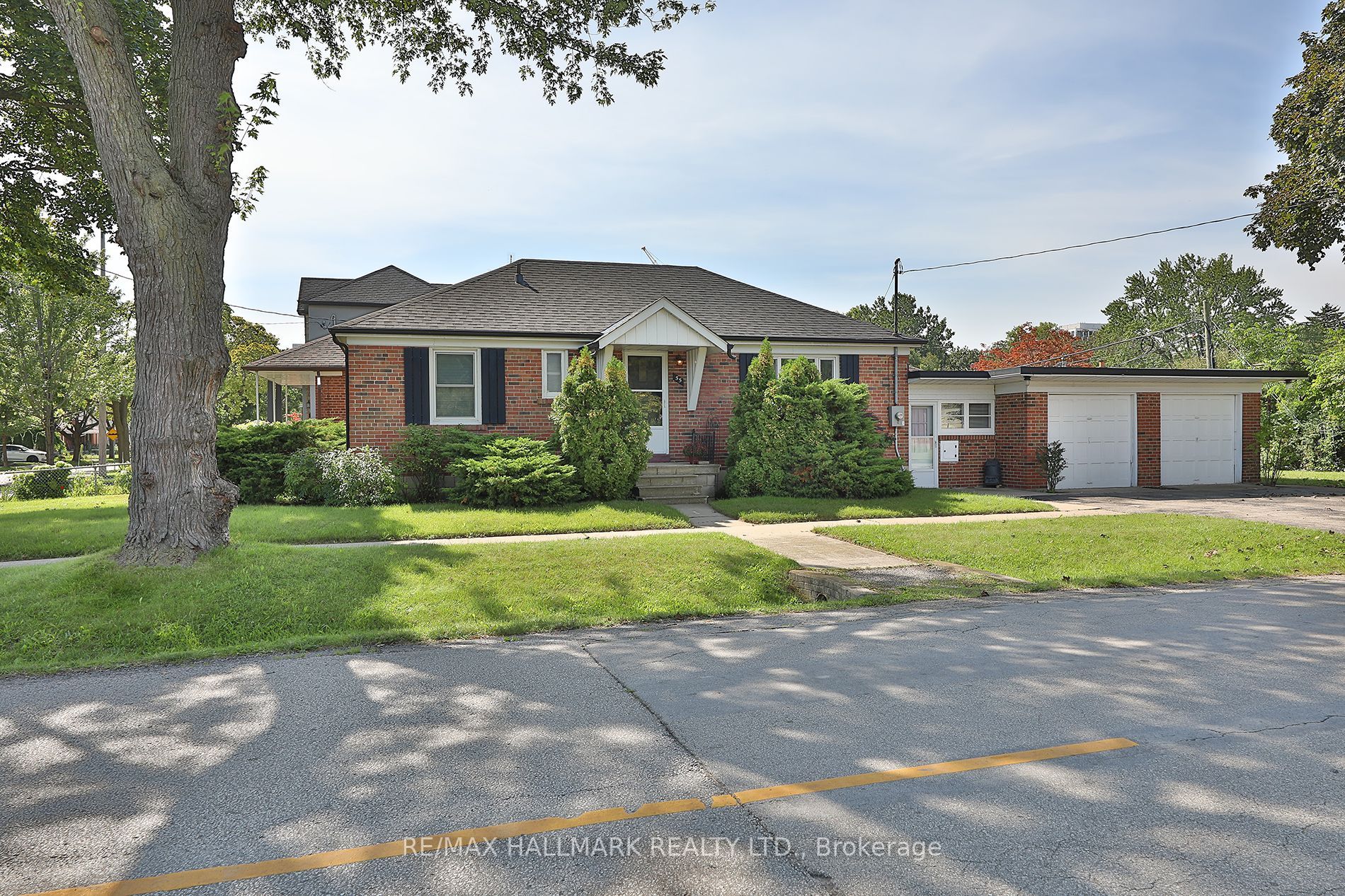 55 Athol Avenue Property Photo 1