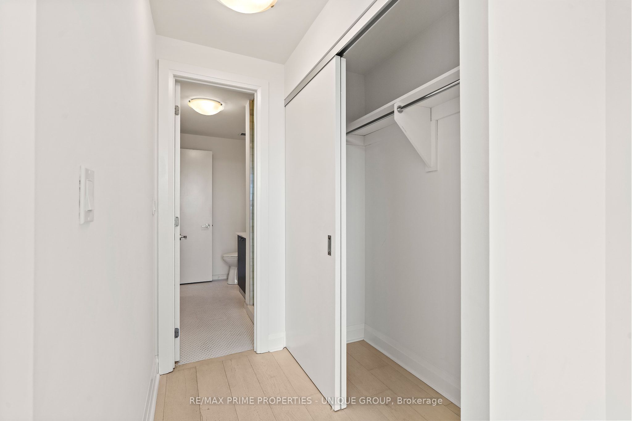 245 Perth Avenue 304 Property Photo 20