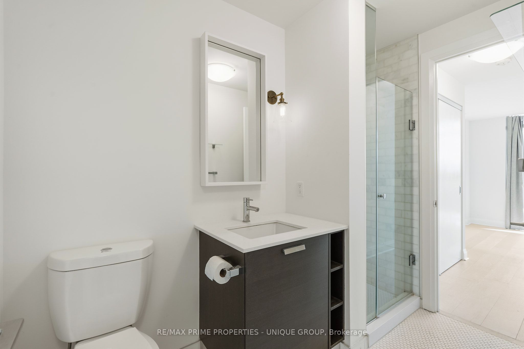 245 Perth Avenue 304 Property Photo 21