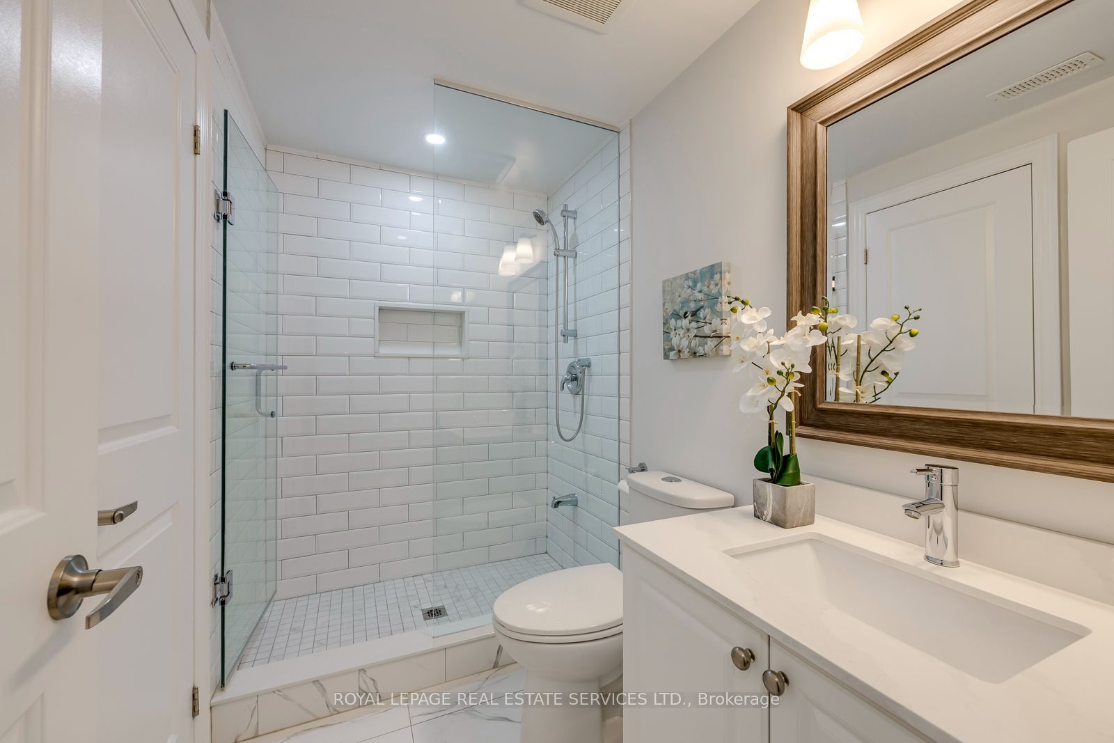 3087 Streamwood Pass Property Photo 46