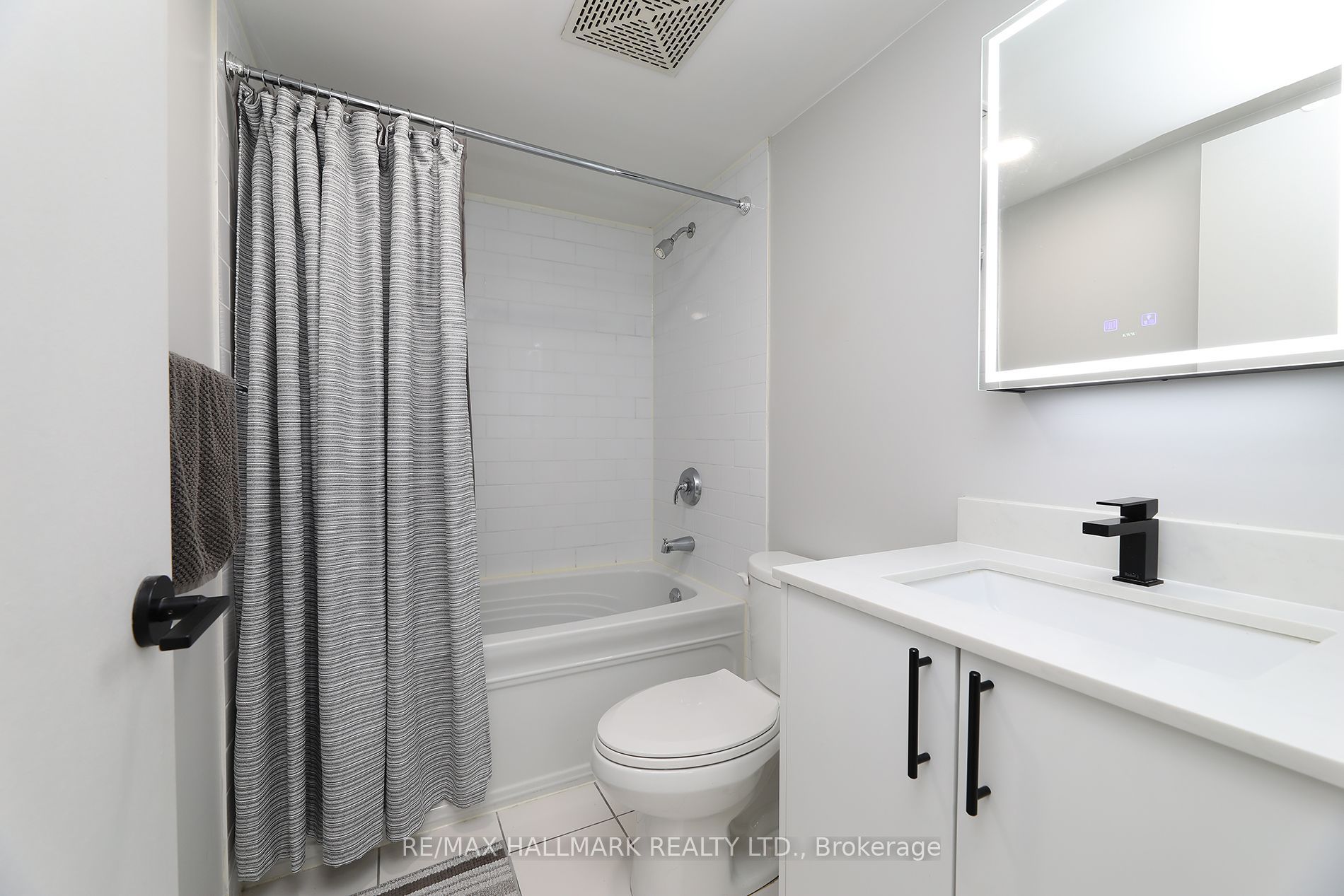 185 Legion Road N 1810 Property Photo 9