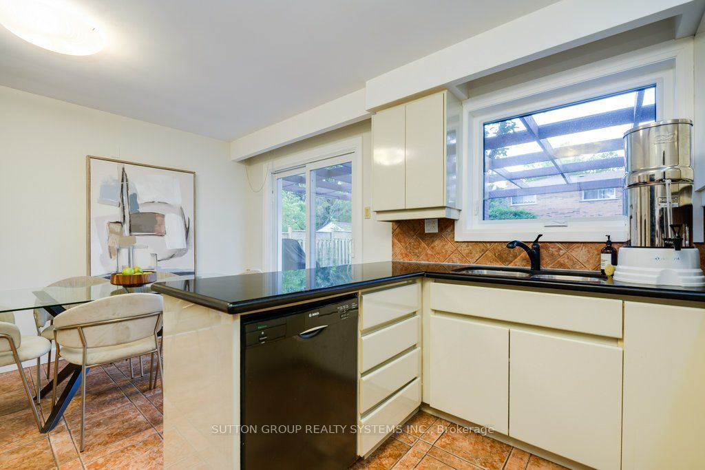 93 Poplar Heights Drive Property Photo 16