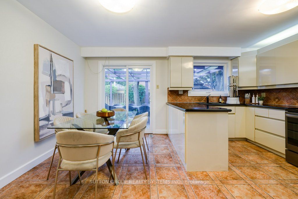 93 Poplar Heights Drive Property Photo 17