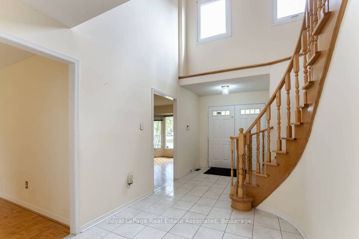 2551 Wynten Way Property Photo 6