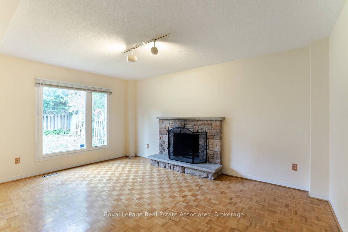 2551 Wynten Way Property Photo 10
