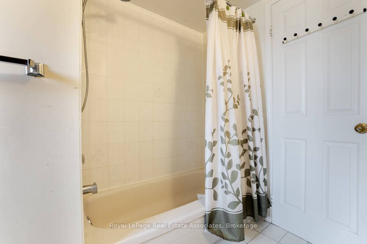 2551 Wynten Way Property Photo 32