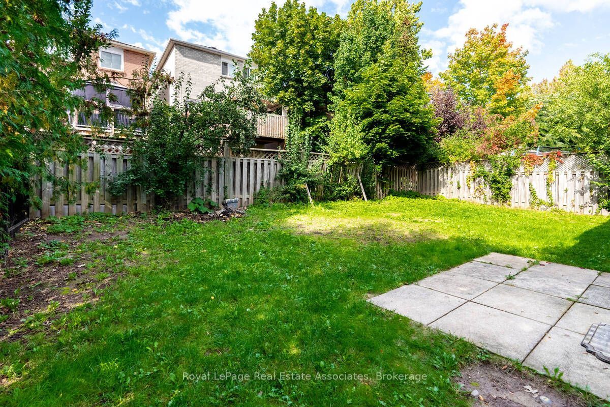 2551 Wynten Way Property Photo 33