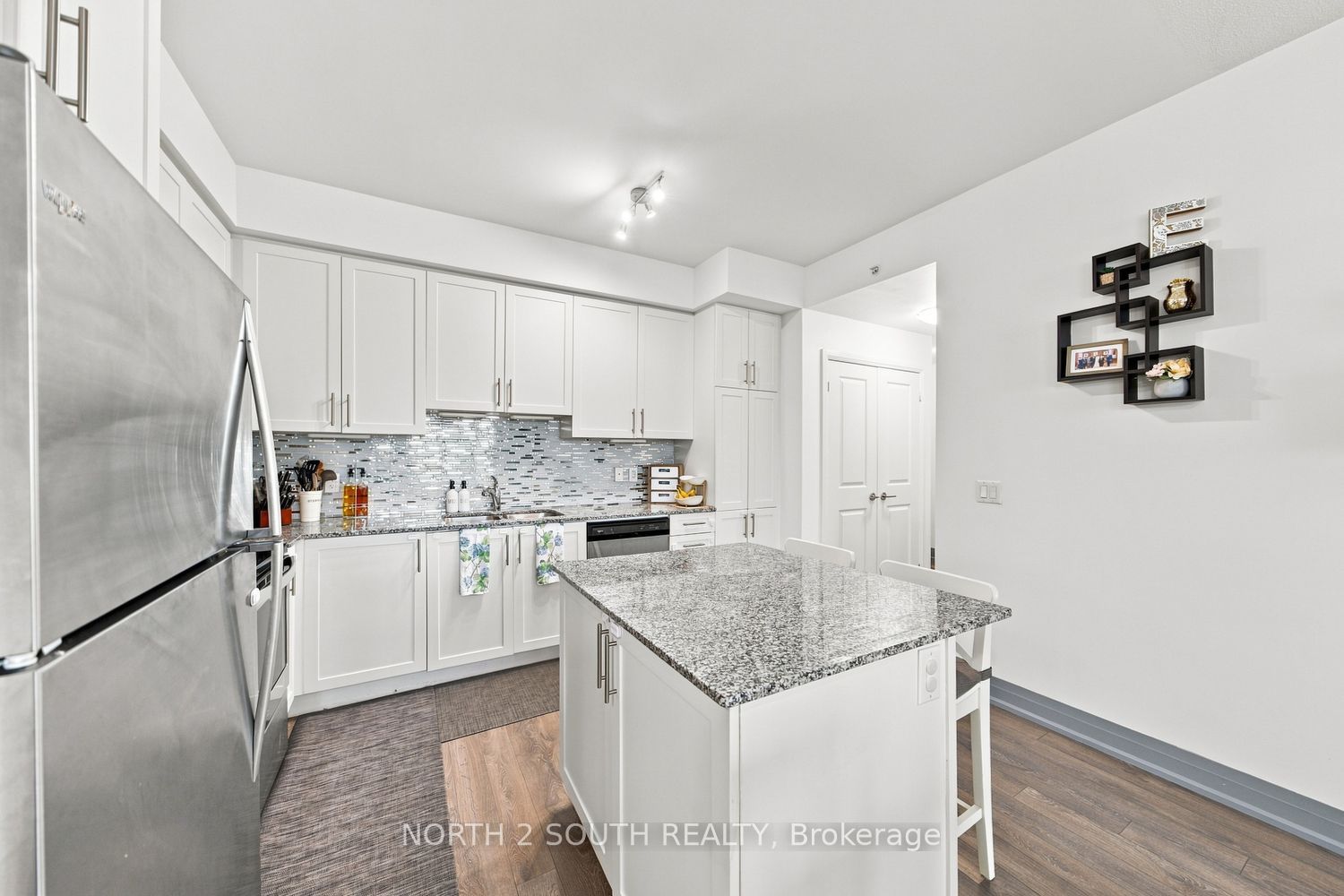 65 Yorkland Boulevard 804 Property Photo 11