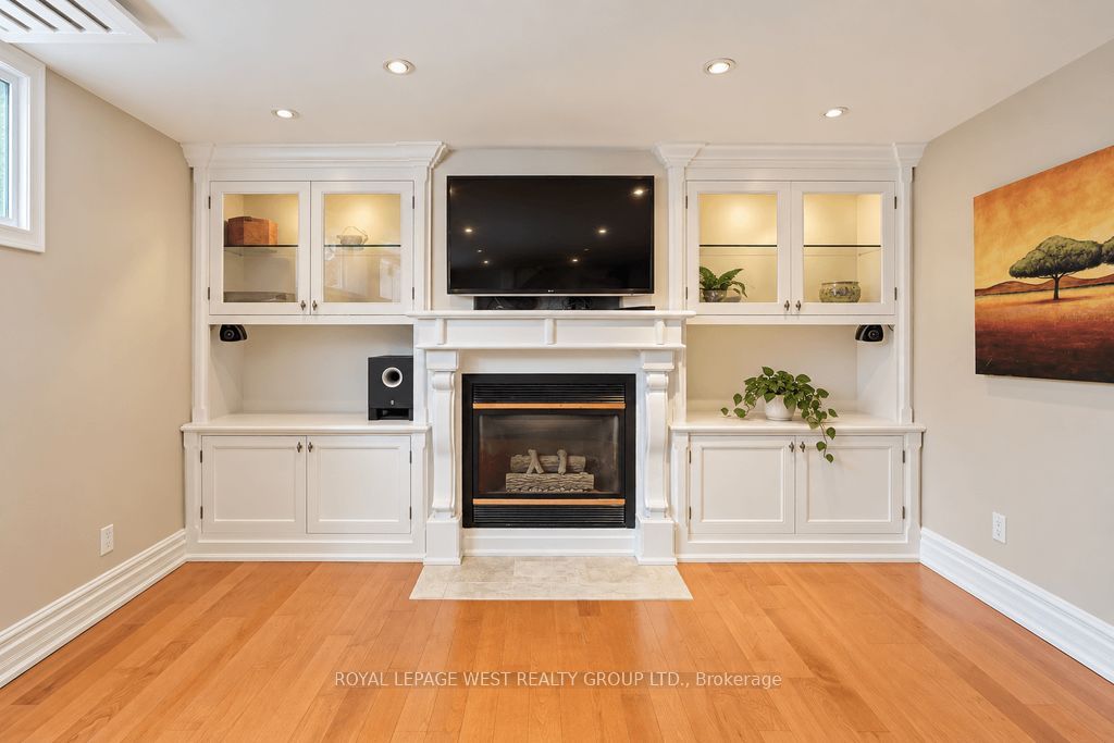 1422 Rebecca Street Property Photo 8