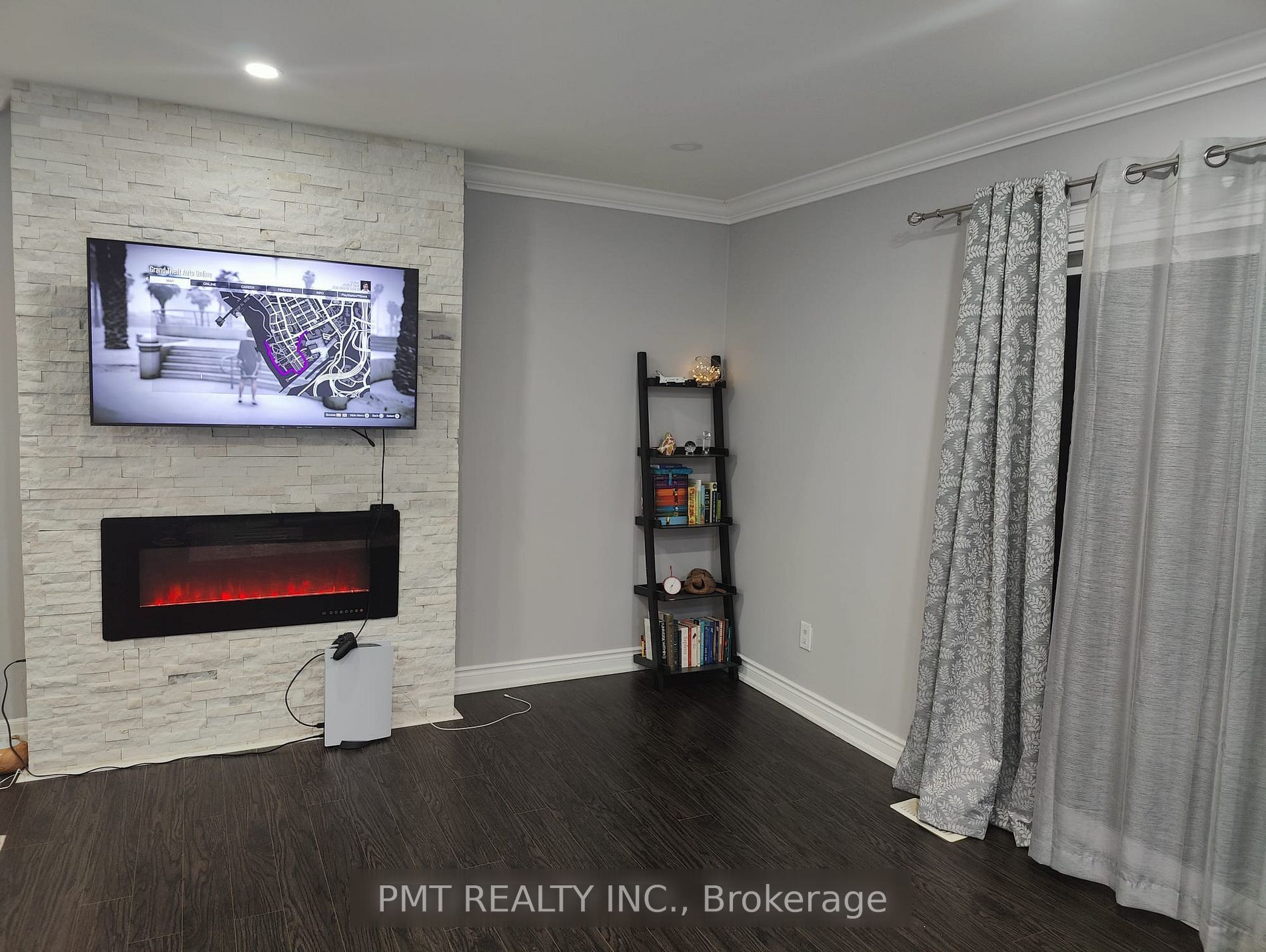 73 Greene Drive Property Photo 8