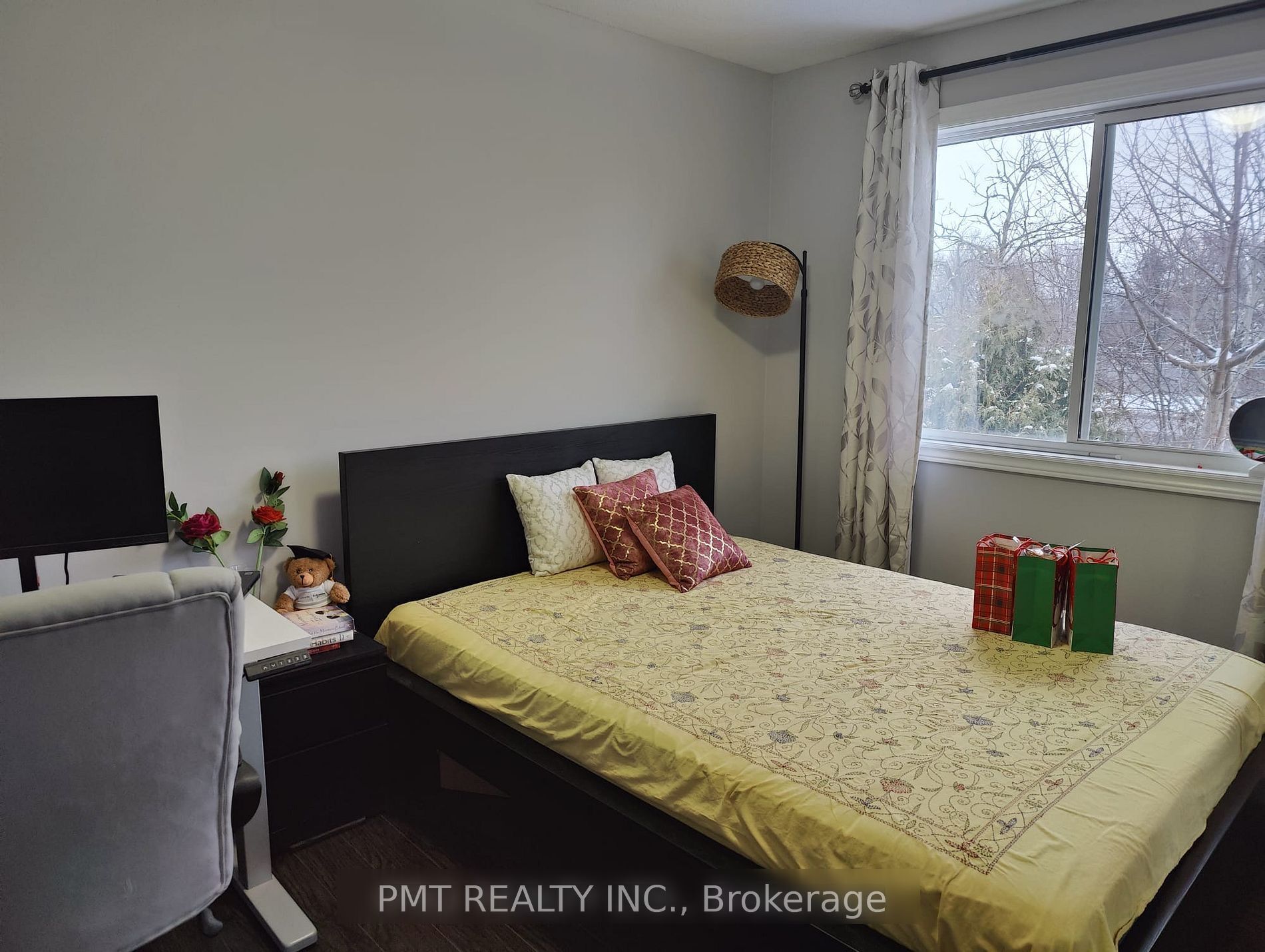 73 Greene Drive Property Photo 12