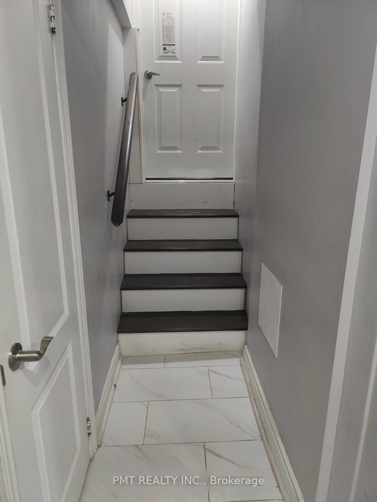 73 Greene Drive Property Photo 15