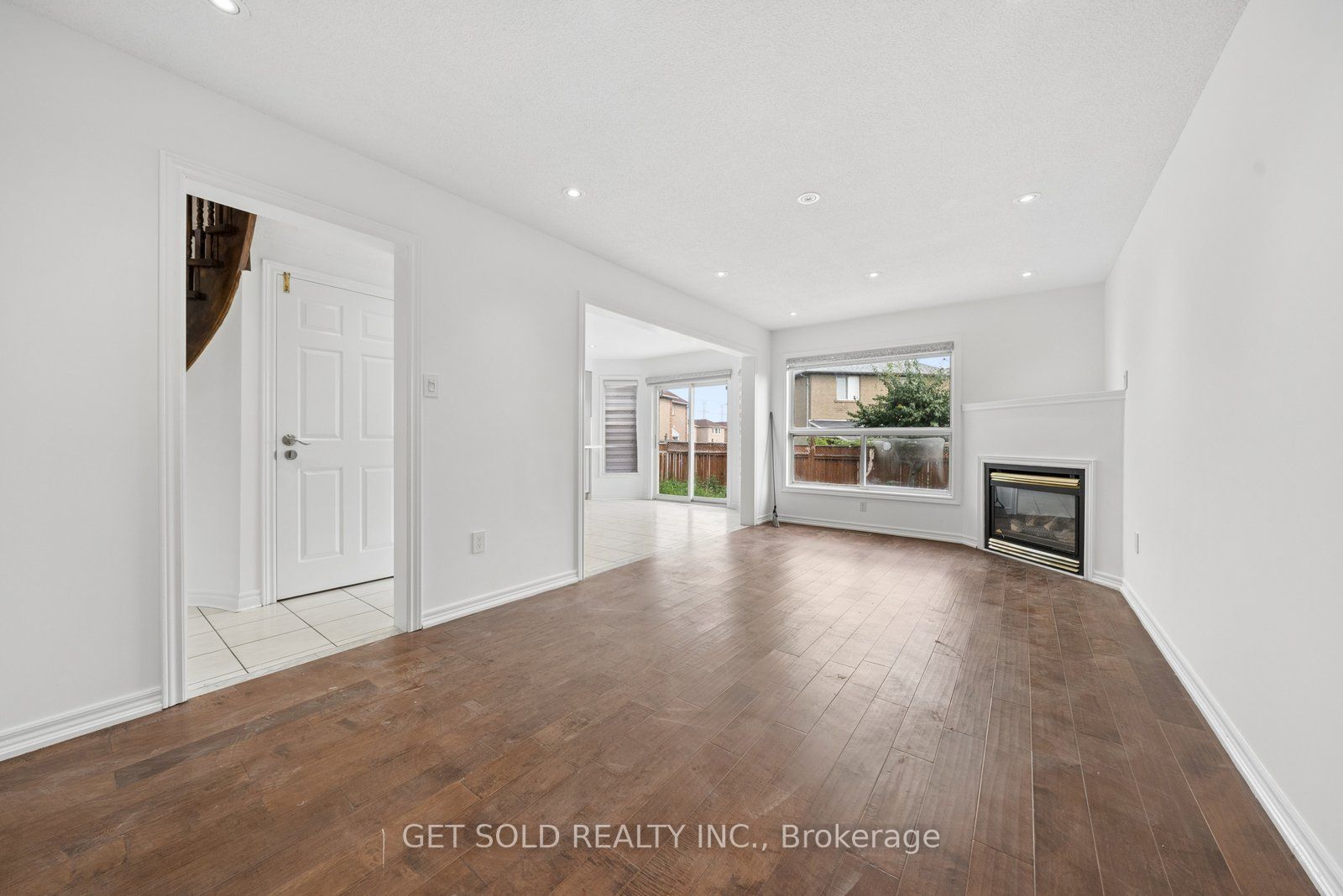 57 Oaklea Boulevard Property Photo 10