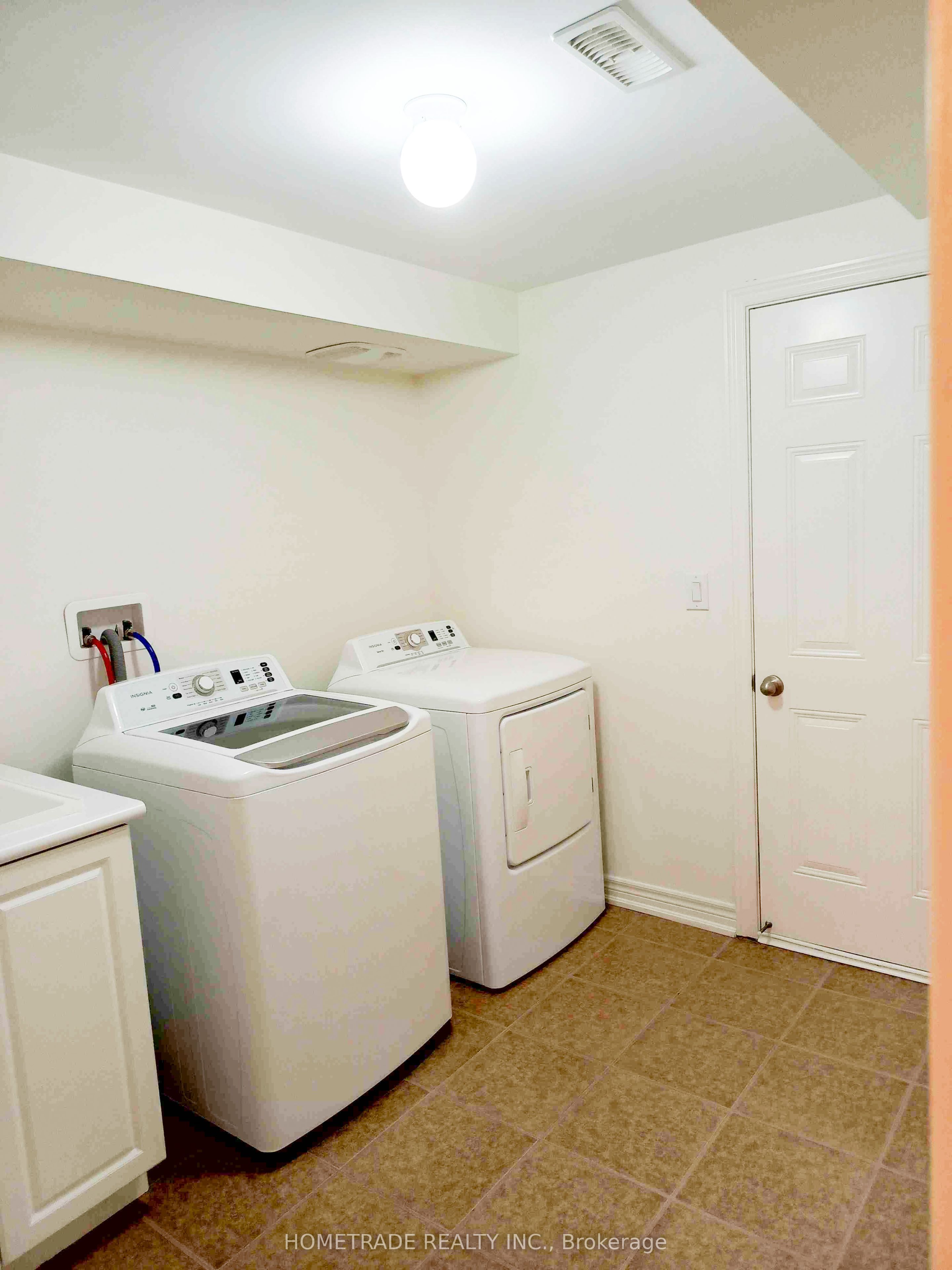 55 Ivor Crescent Property Photo 8