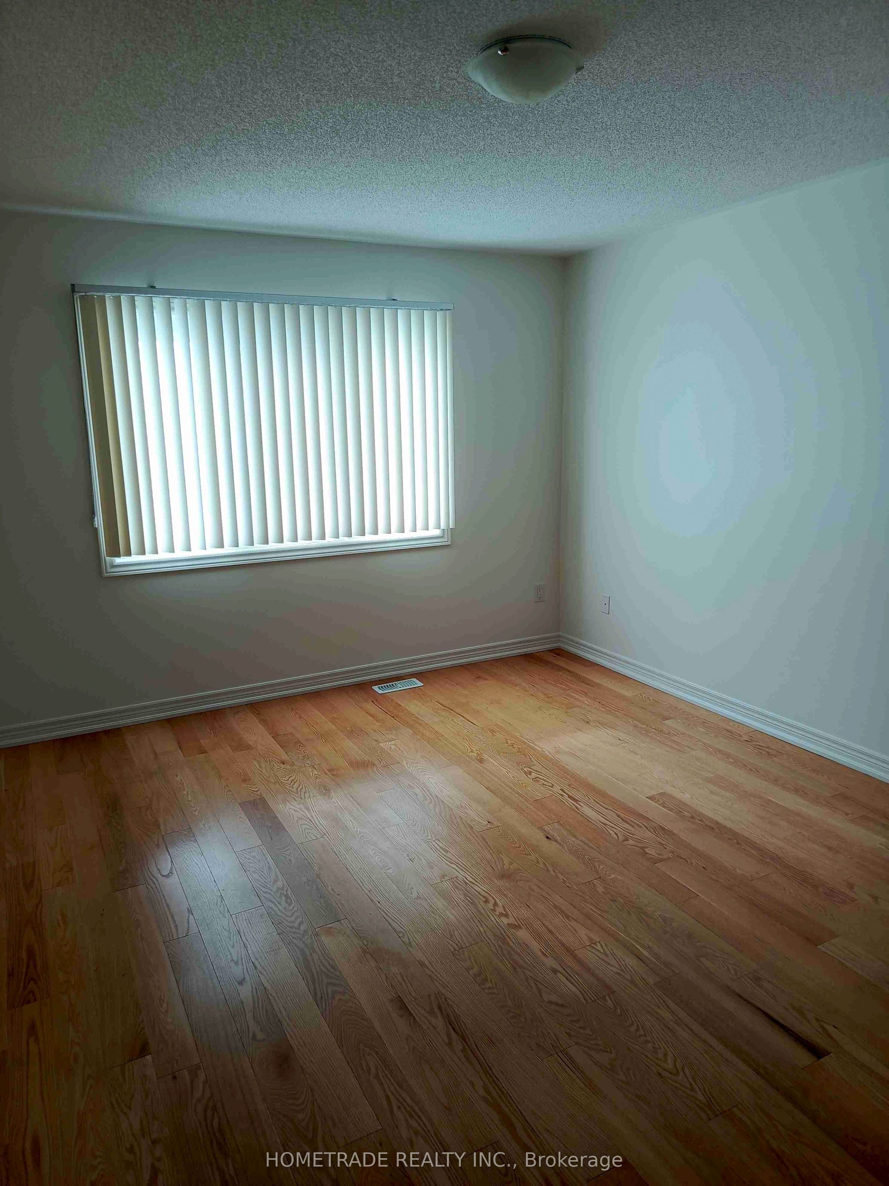 55 Ivor Crescent Property Photo 12