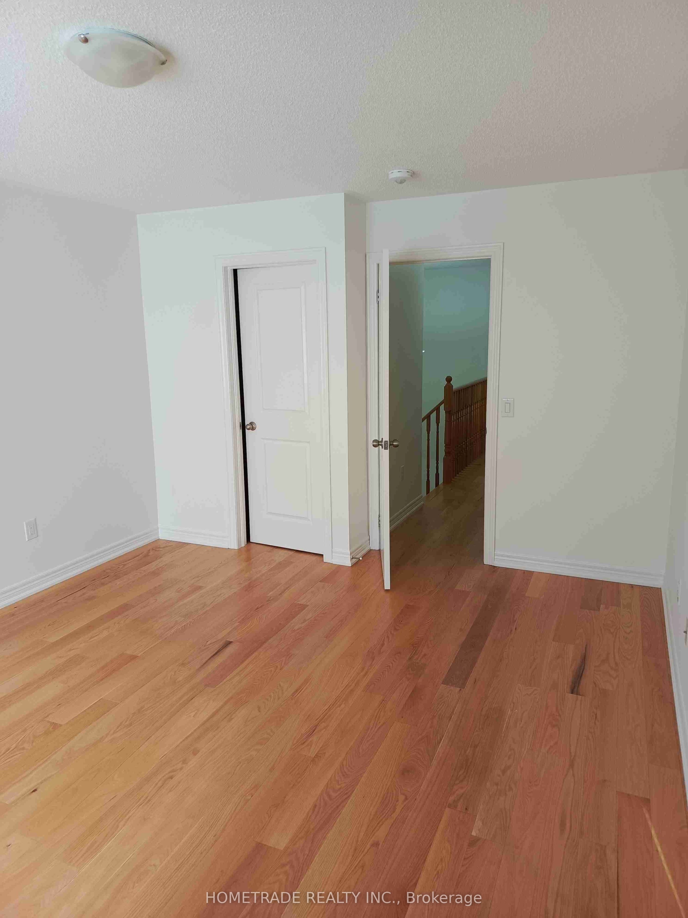55 Ivor Crescent Property Photo 14