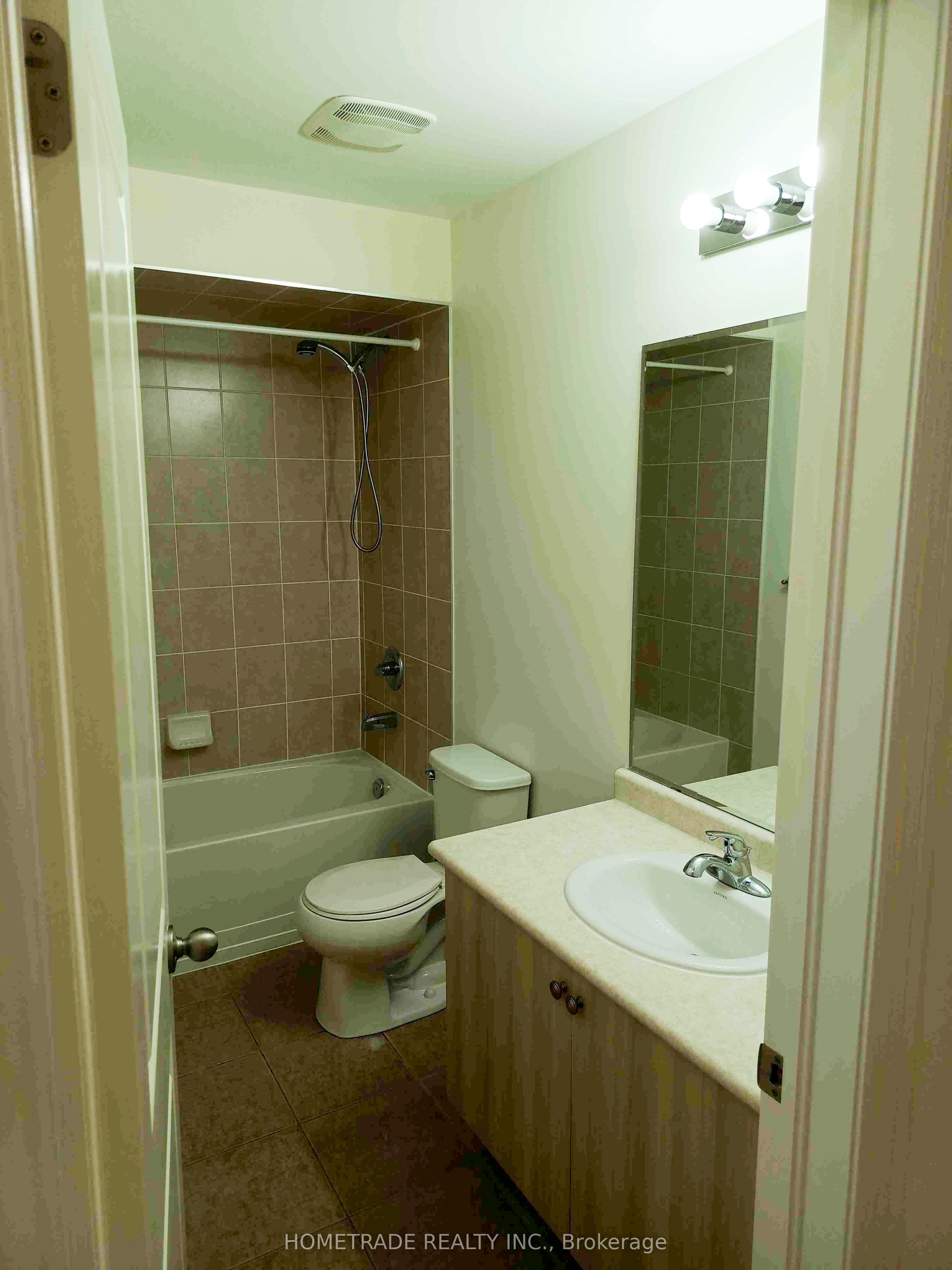 55 Ivor Crescent Property Photo 20