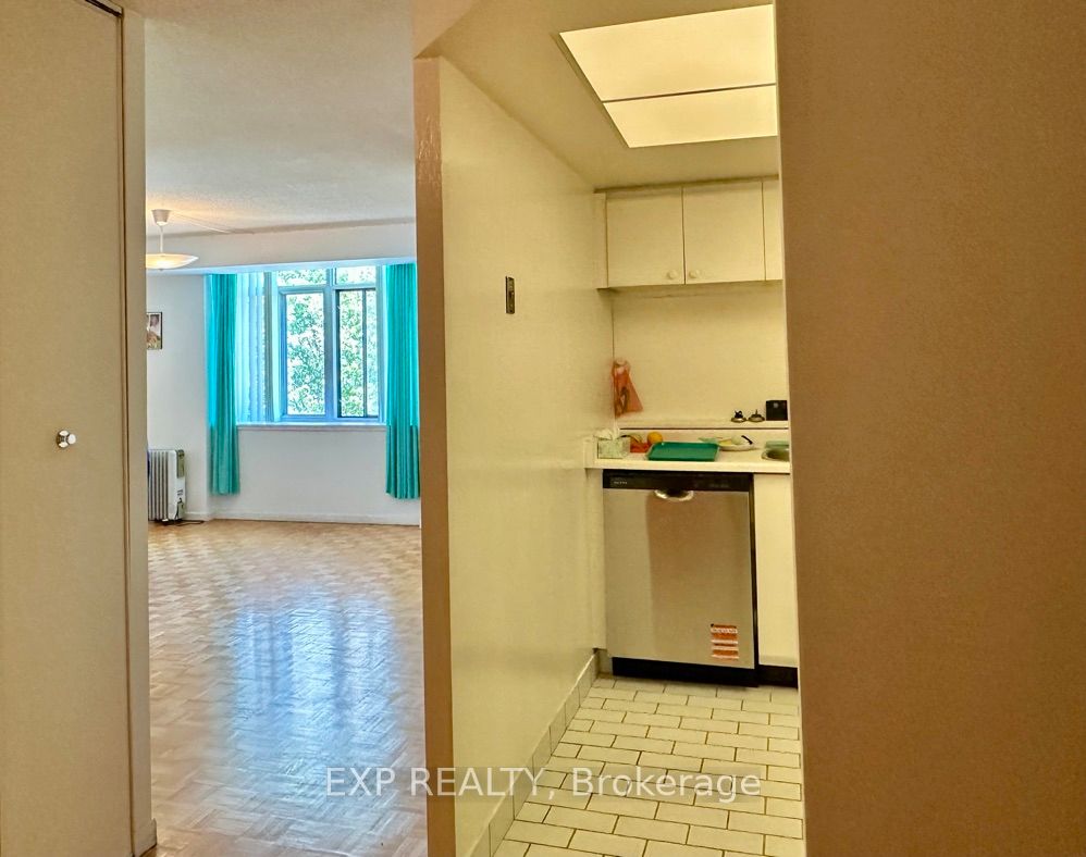 300 Webb Drive 303 Property Photo 10