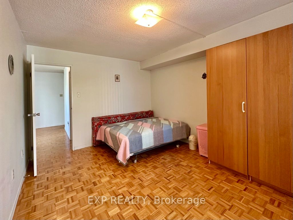 300 Webb Drive 303 Property Photo 18
