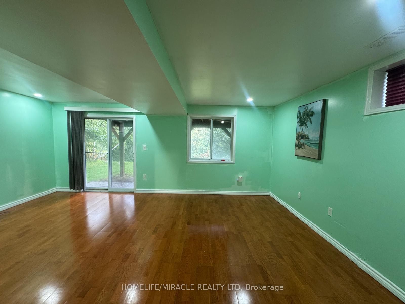 50 Buckingham Street Property Photo 15