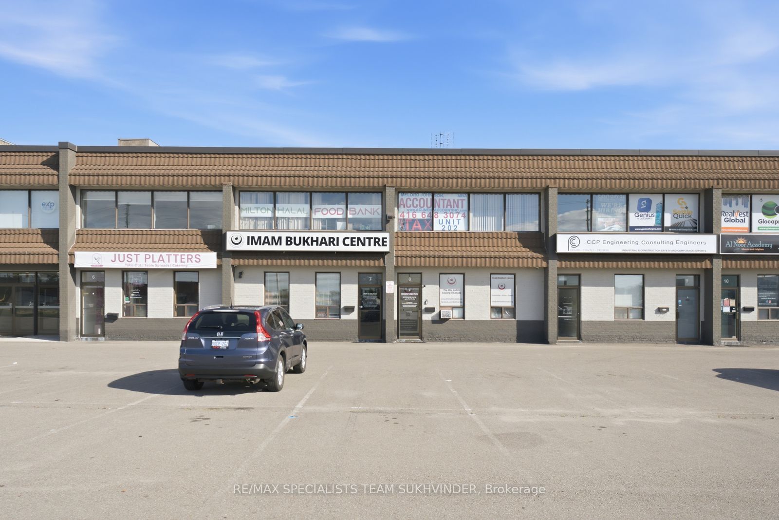 50 Steeles Avenue E 8 Property Photo 1
