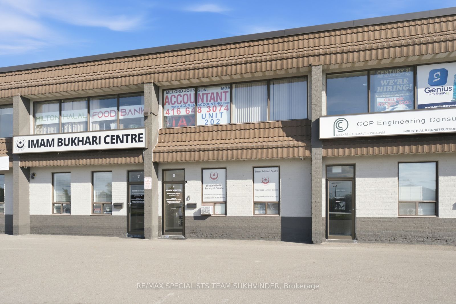 50 Steeles Avenue E 8 Property Photo 5