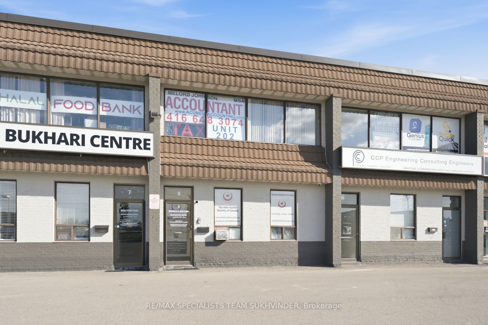50 Steeles Avenue E 8 Property Photo 8