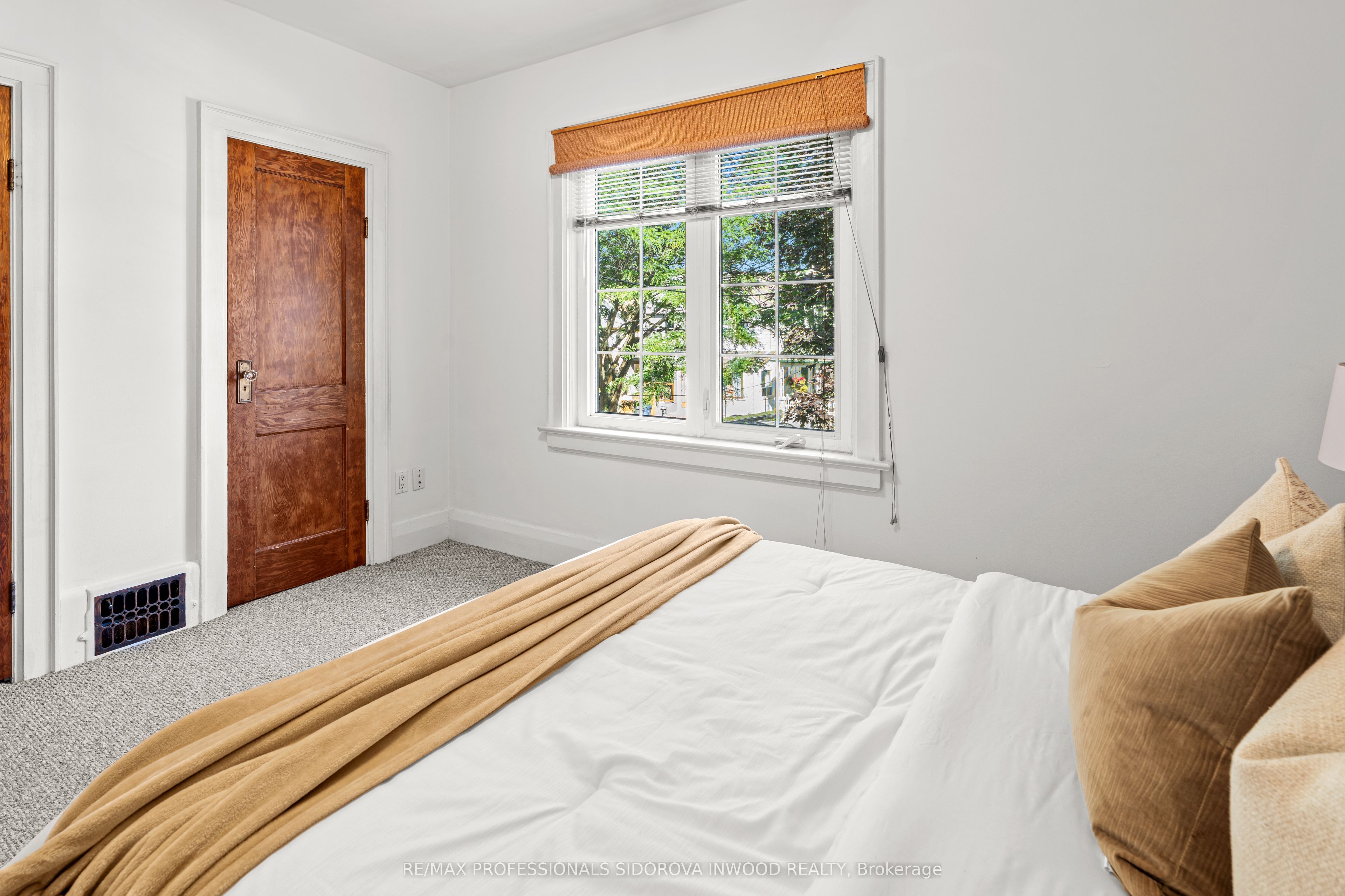 11 Winfield Avenue Property Photo 19