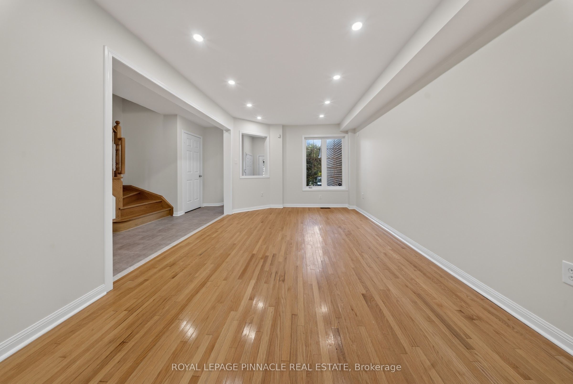 787 Avocado Crescent Property Photo 7