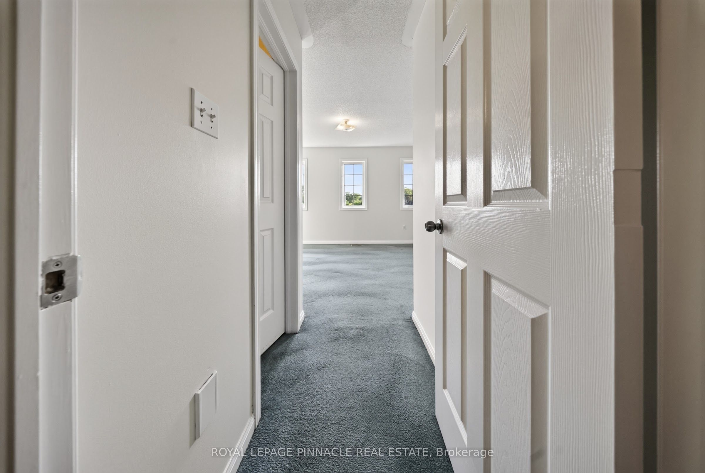 787 Avocado Crescent Property Photo 24