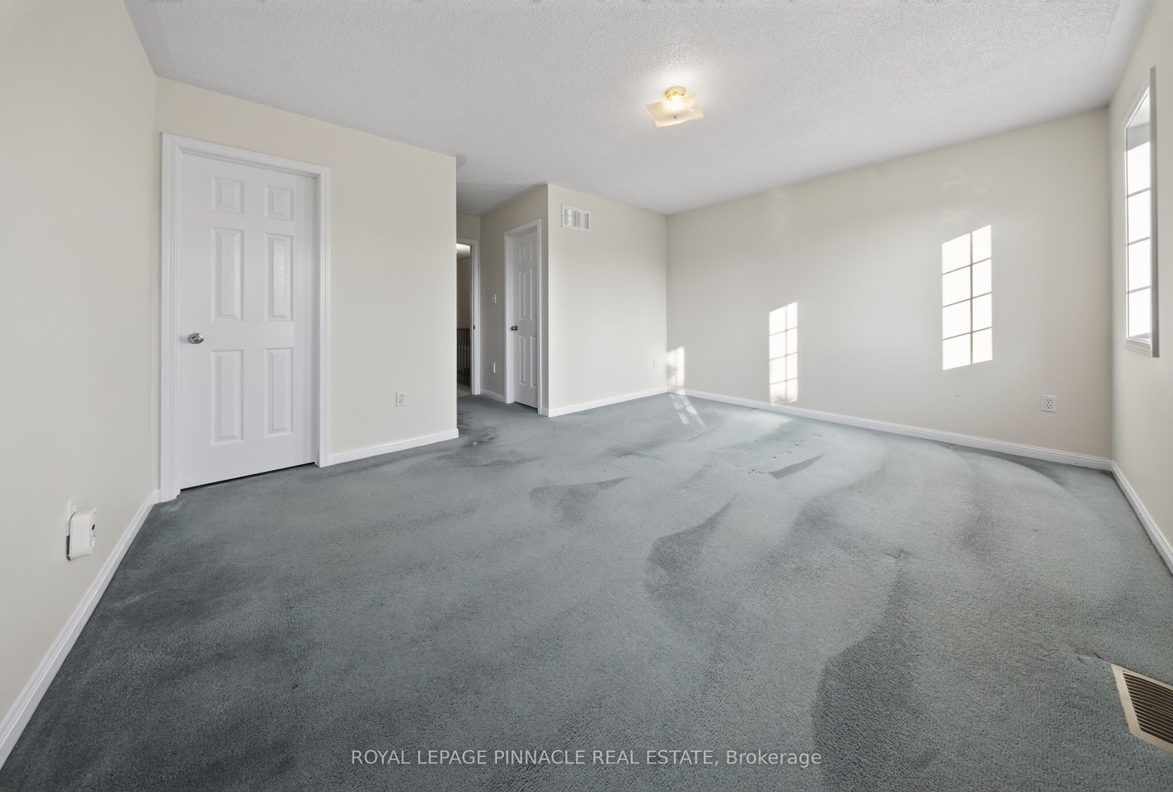 787 Avocado Crescent Property Photo 27
