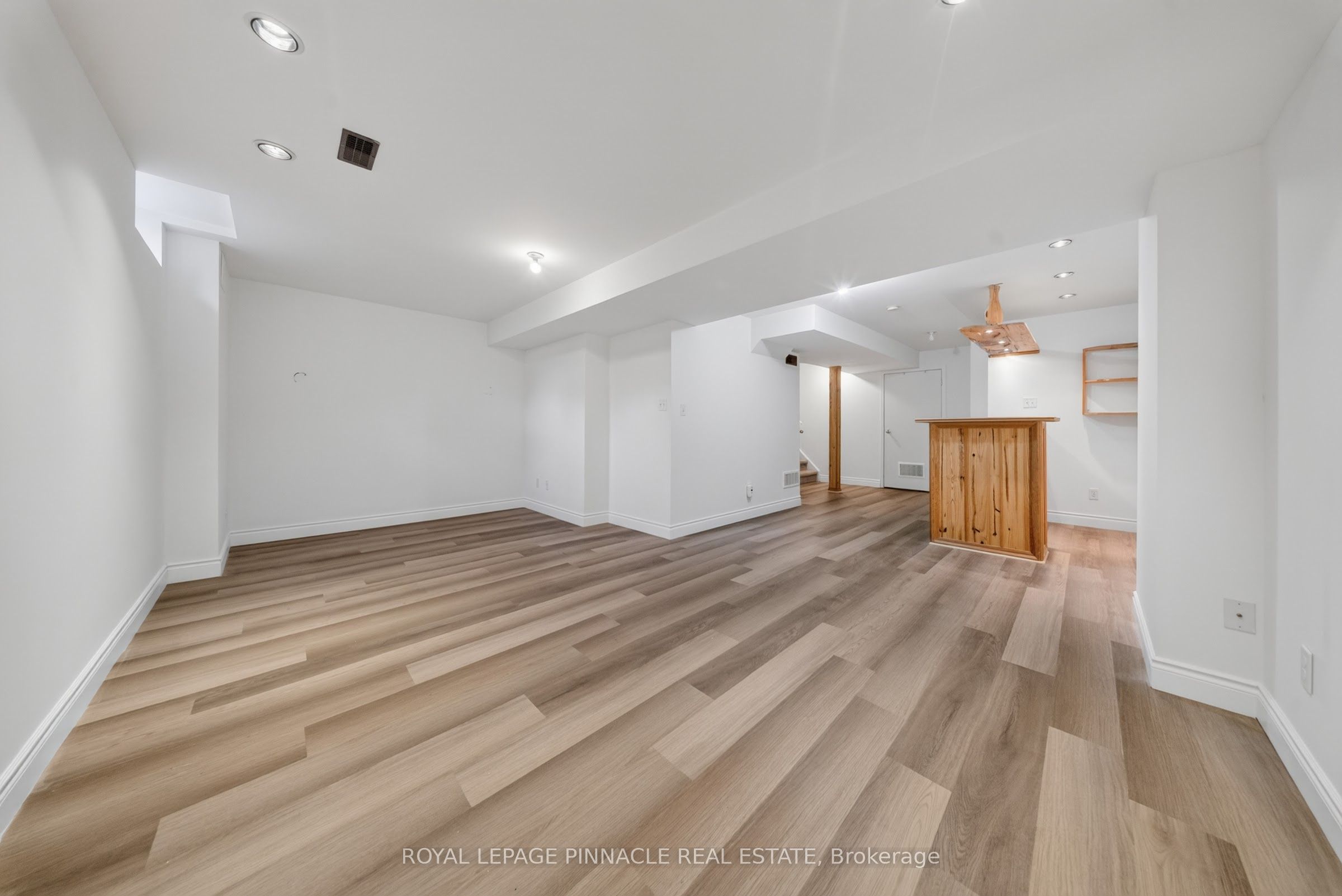 787 Avocado Crescent Property Photo 34