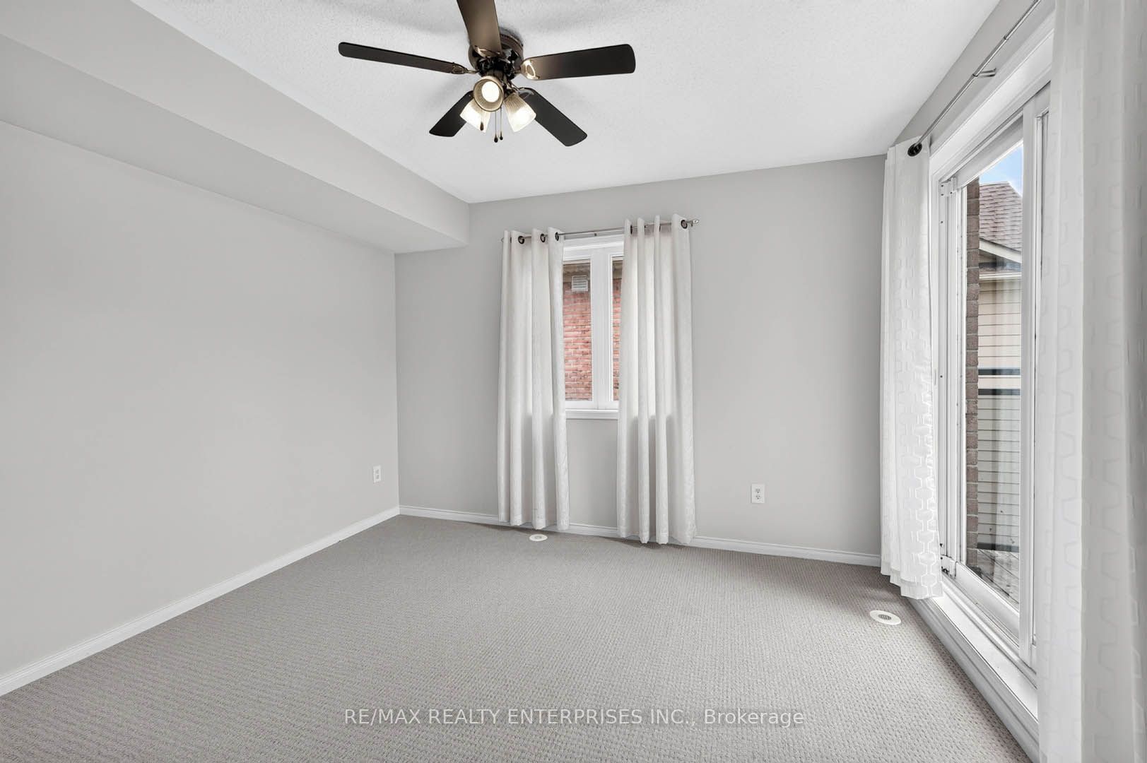 4975 Southampton Drive 145 Property Photo 17