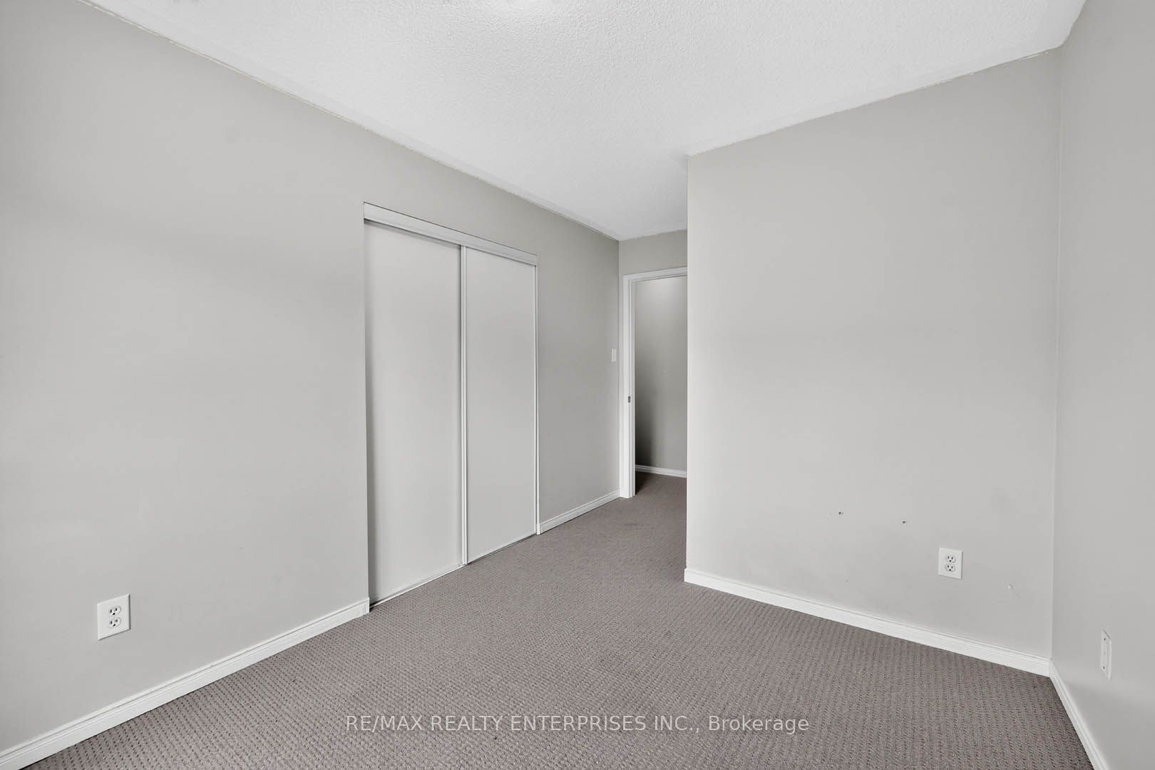4975 Southampton Drive 145 Property Photo 24