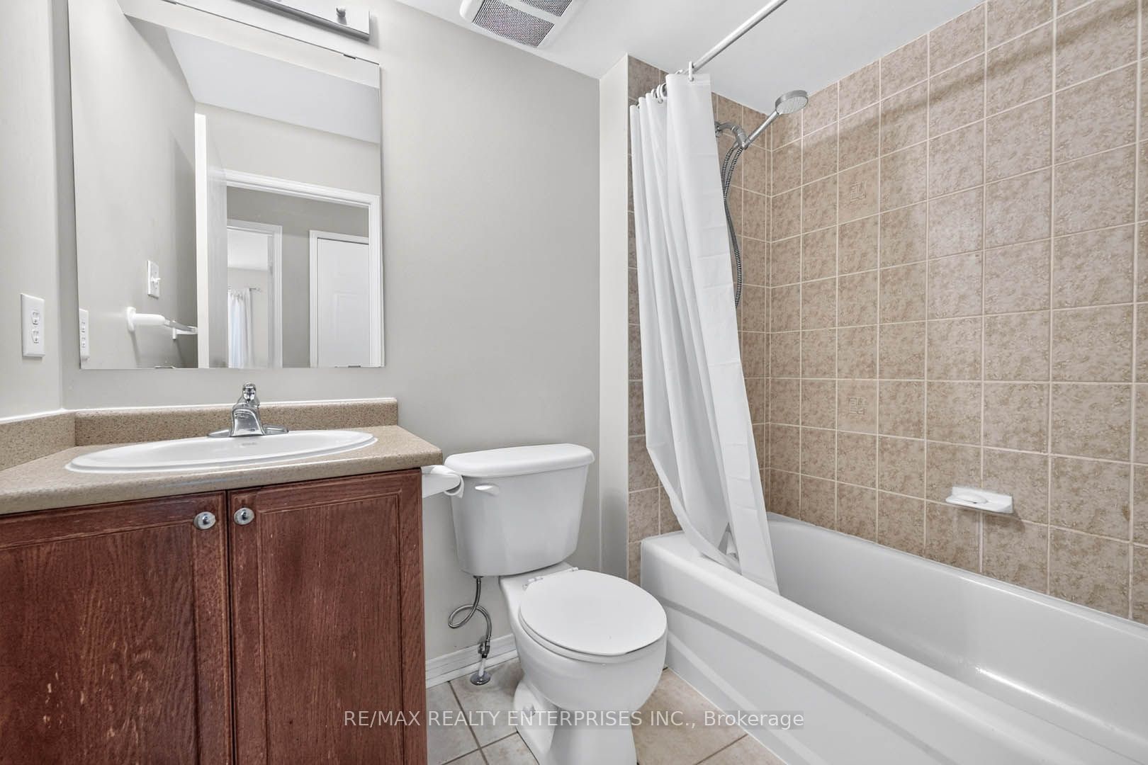 4975 Southampton Drive 145 Property Photo 29