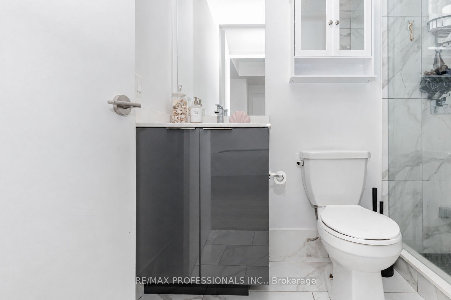 20 Shore Breeze Drive 1107 Property Photo 27