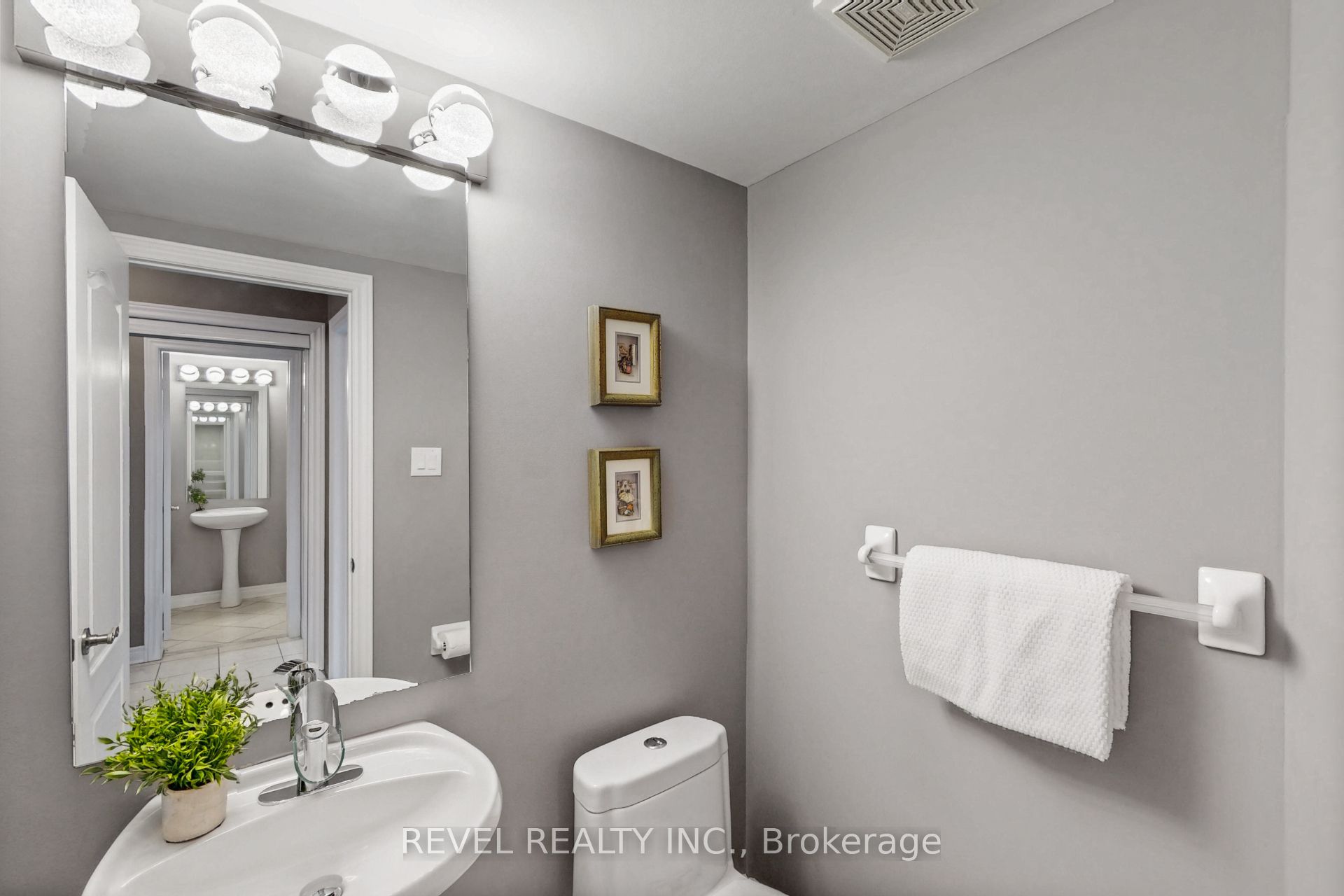 6872 Round Leaf Court Property Photo 20