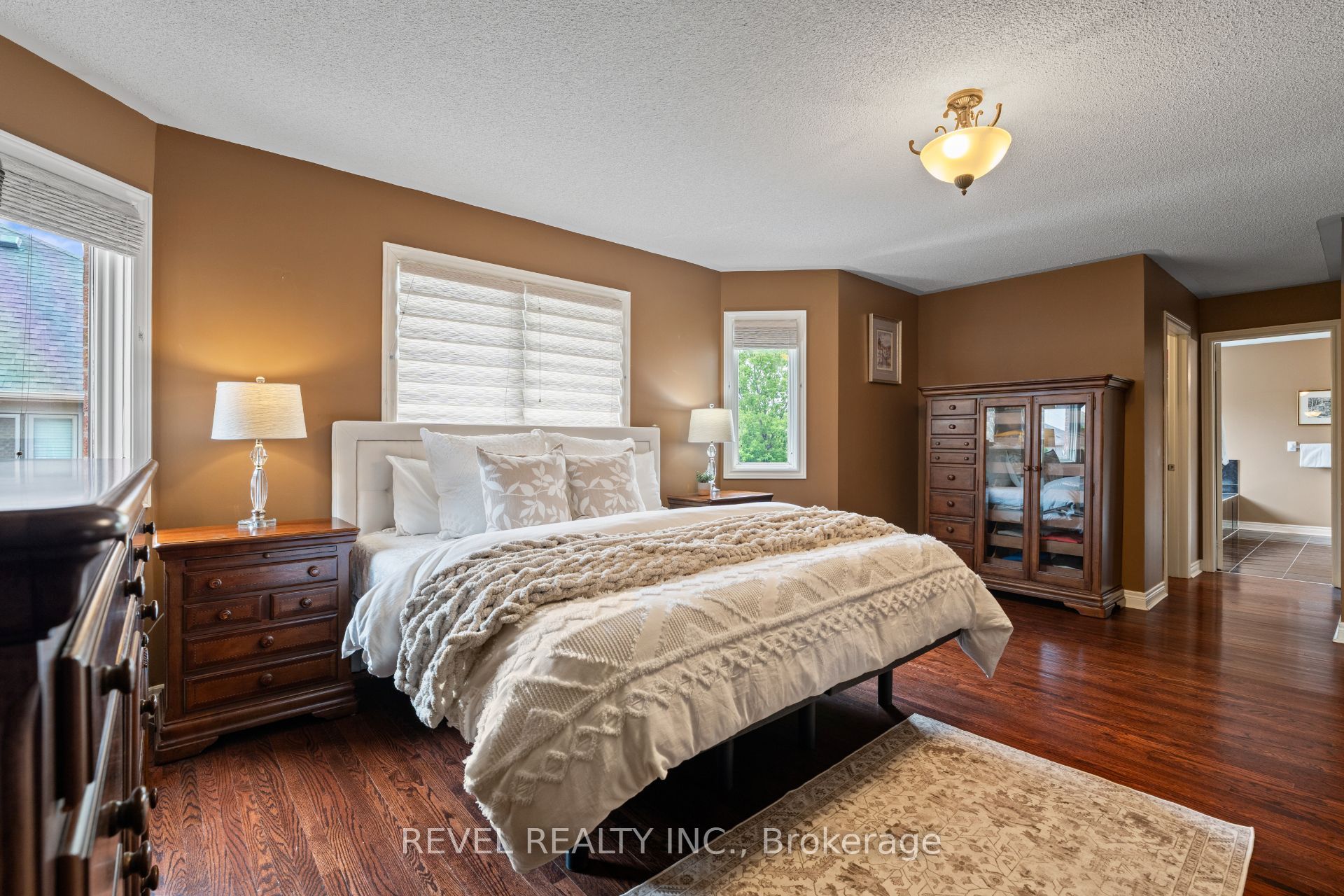 6872 Round Leaf Court Property Photo 21