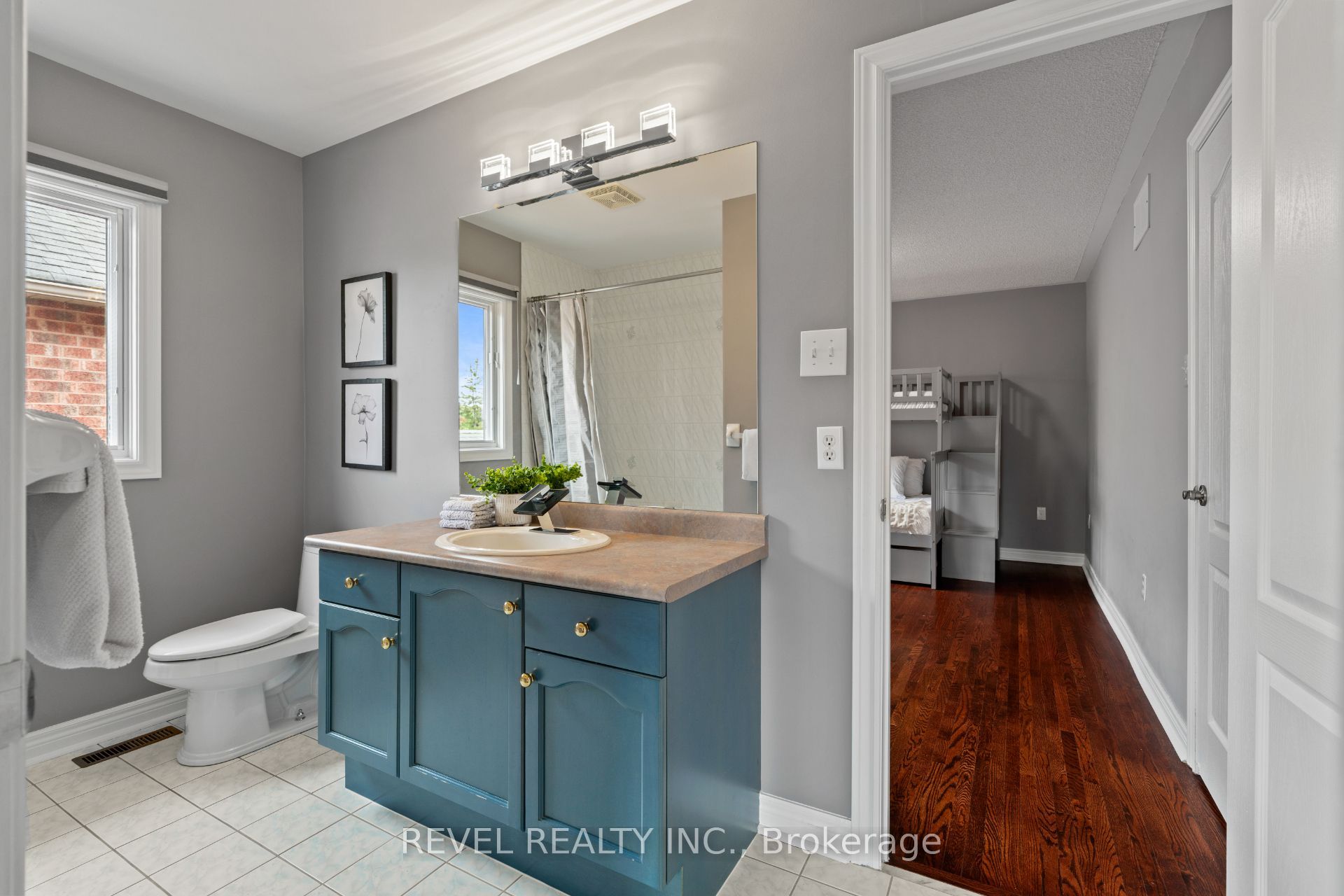 6872 Round Leaf Court Property Photo 32