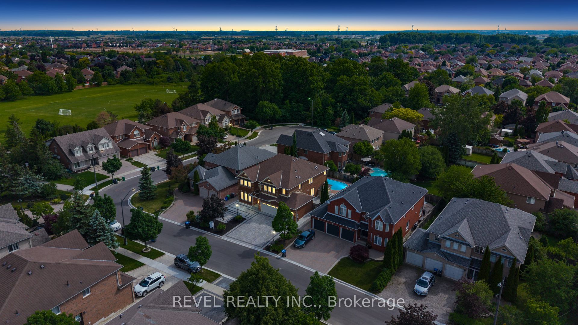 6872 Round Leaf Court Property Photo 45