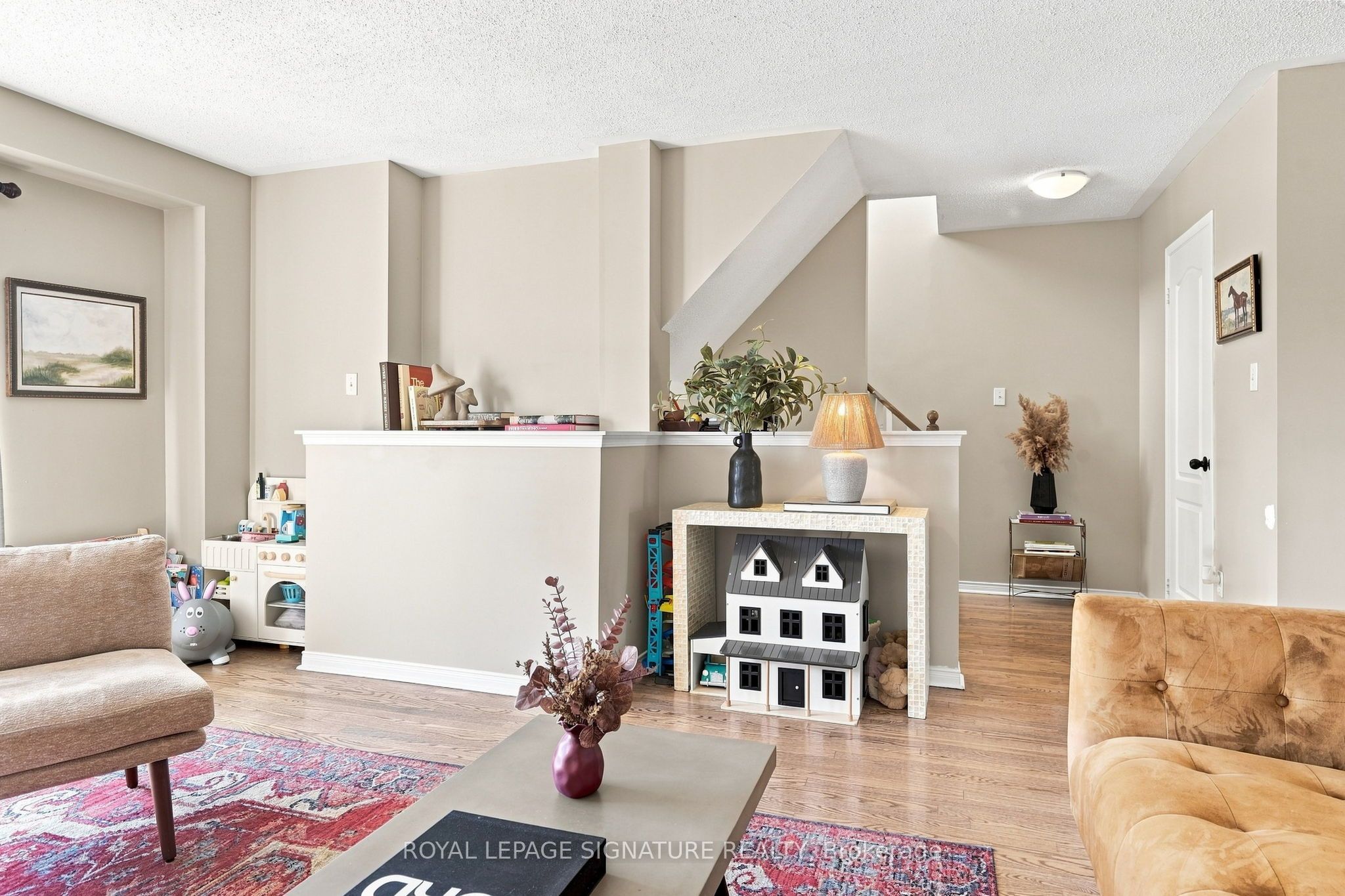 1185 Chapman Crescent Property Photo 6