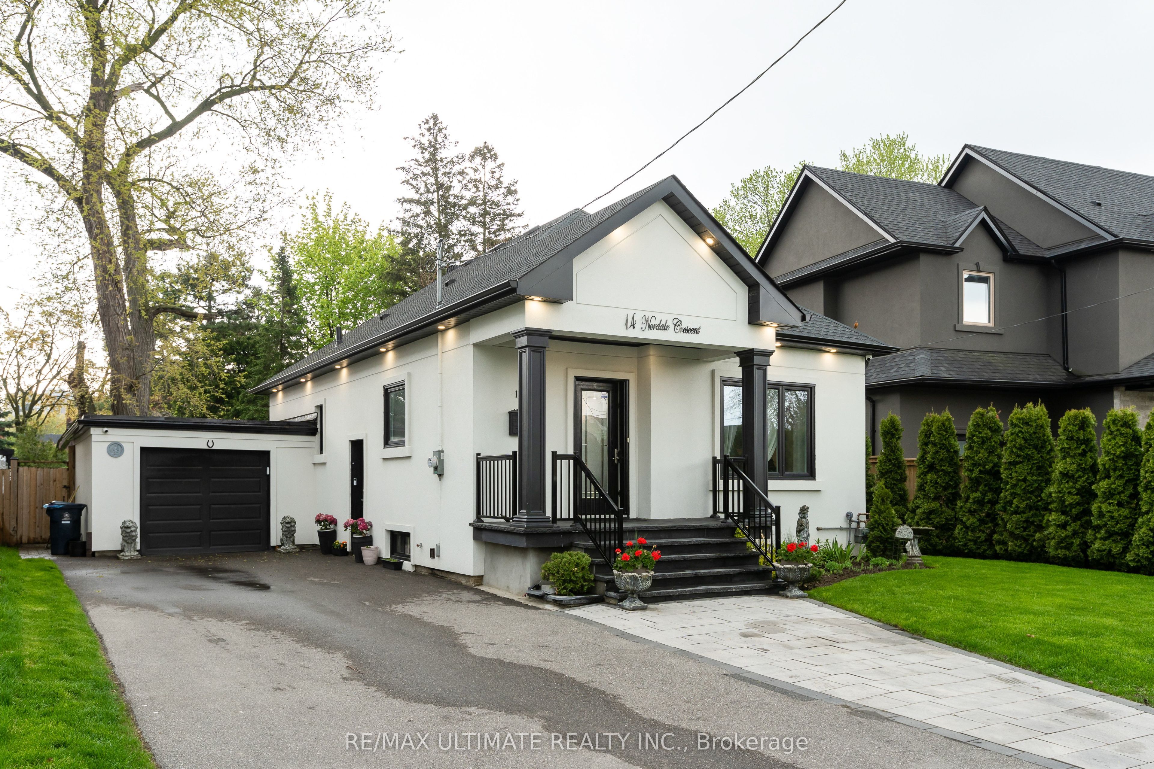14 Nordale Crescent Property Photo 1
