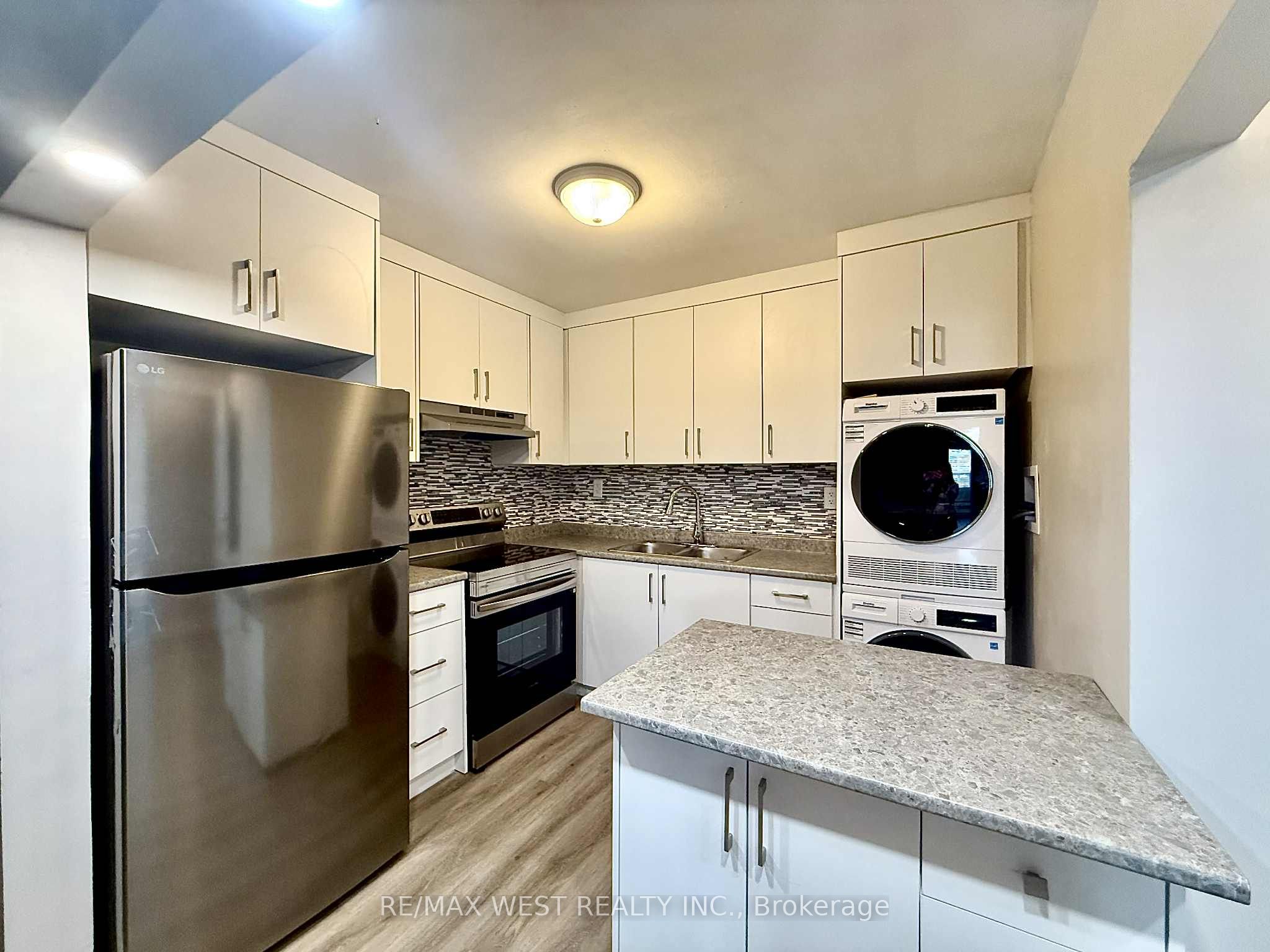 402 Royal York Road 2 Property Photo 1