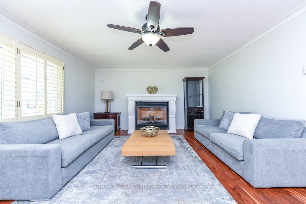 31 Queensborough Crescent Property Photo 17
