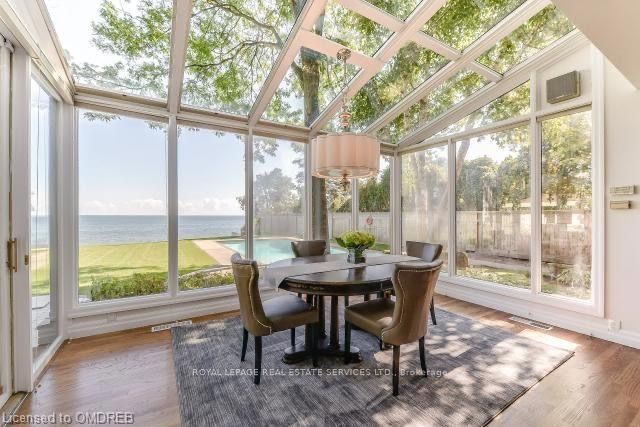 16 Ennisclare Drive W Property Photo 7