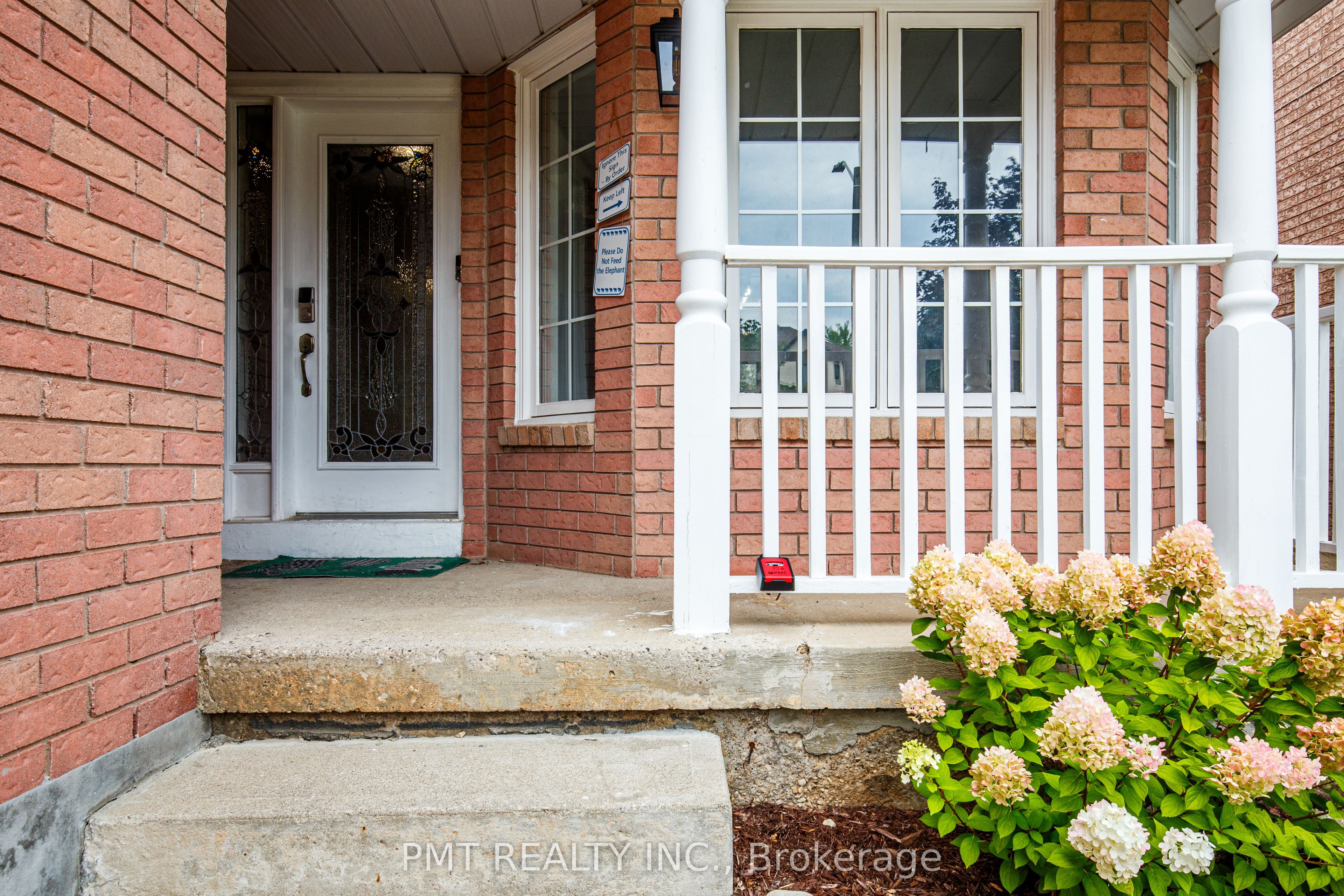 6364 Alderwood Trail Property Photo 2