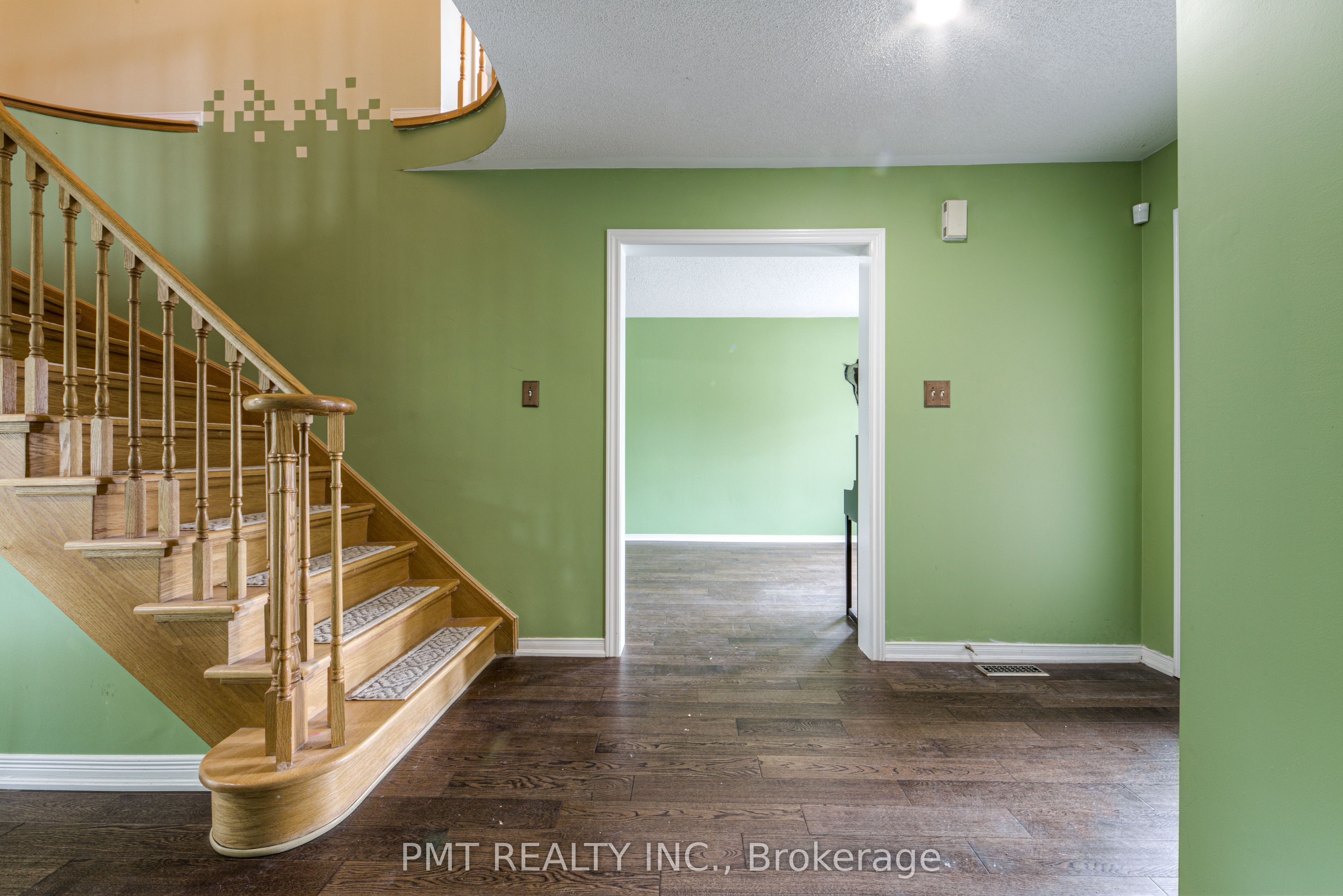 6364 Alderwood Trail Property Photo 5
