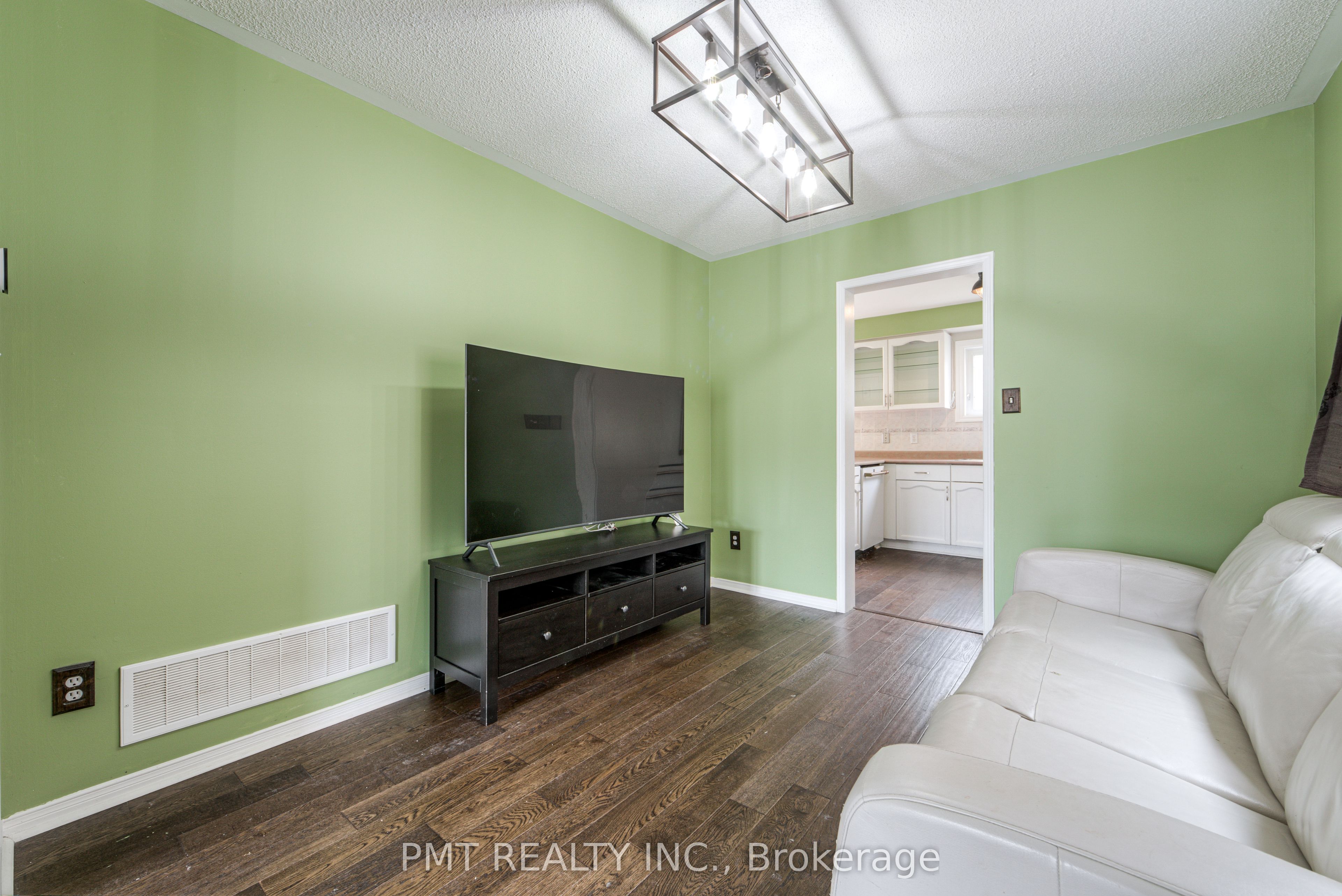 6364 Alderwood Trail Property Photo 12
