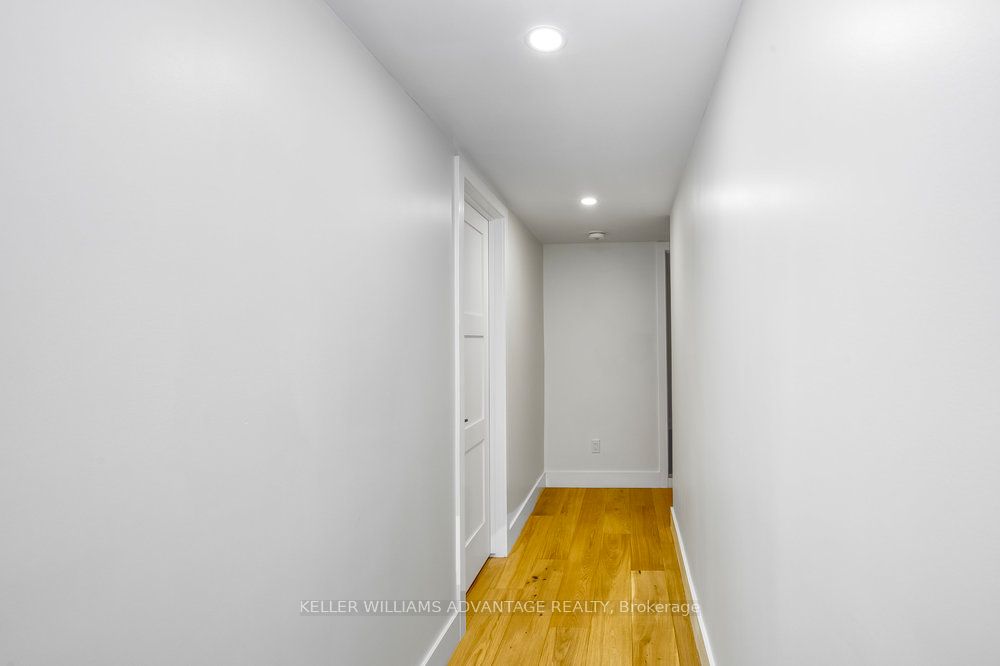 325 Perth Avenue Lower Property Photo 8